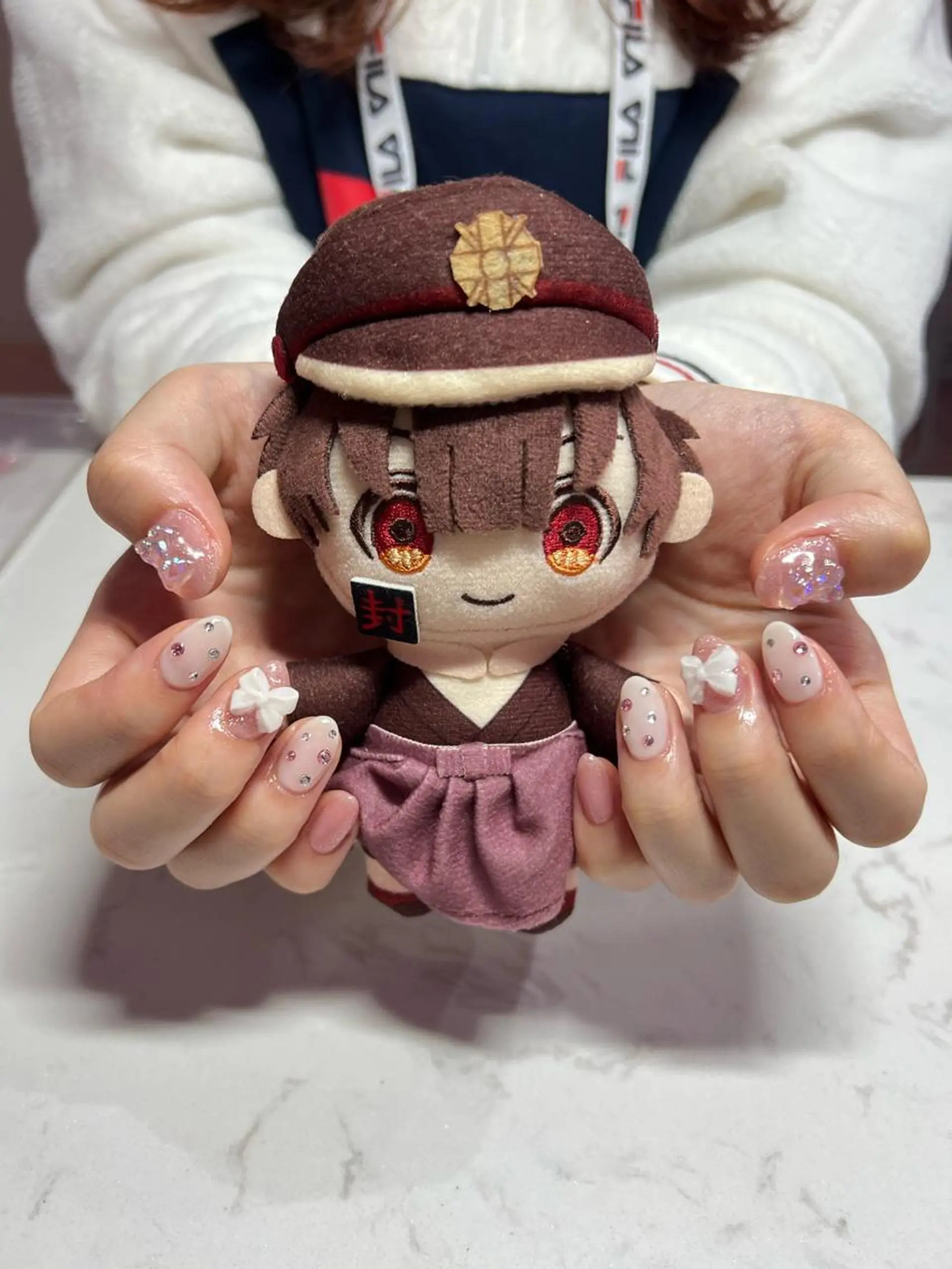 ネイル フレンチネイル ジェルネイル 韓国ネイル 持ち込み パラジェル ちゅるんネイル🪄 耳ツボジュエリー🔗のネイルデザイン