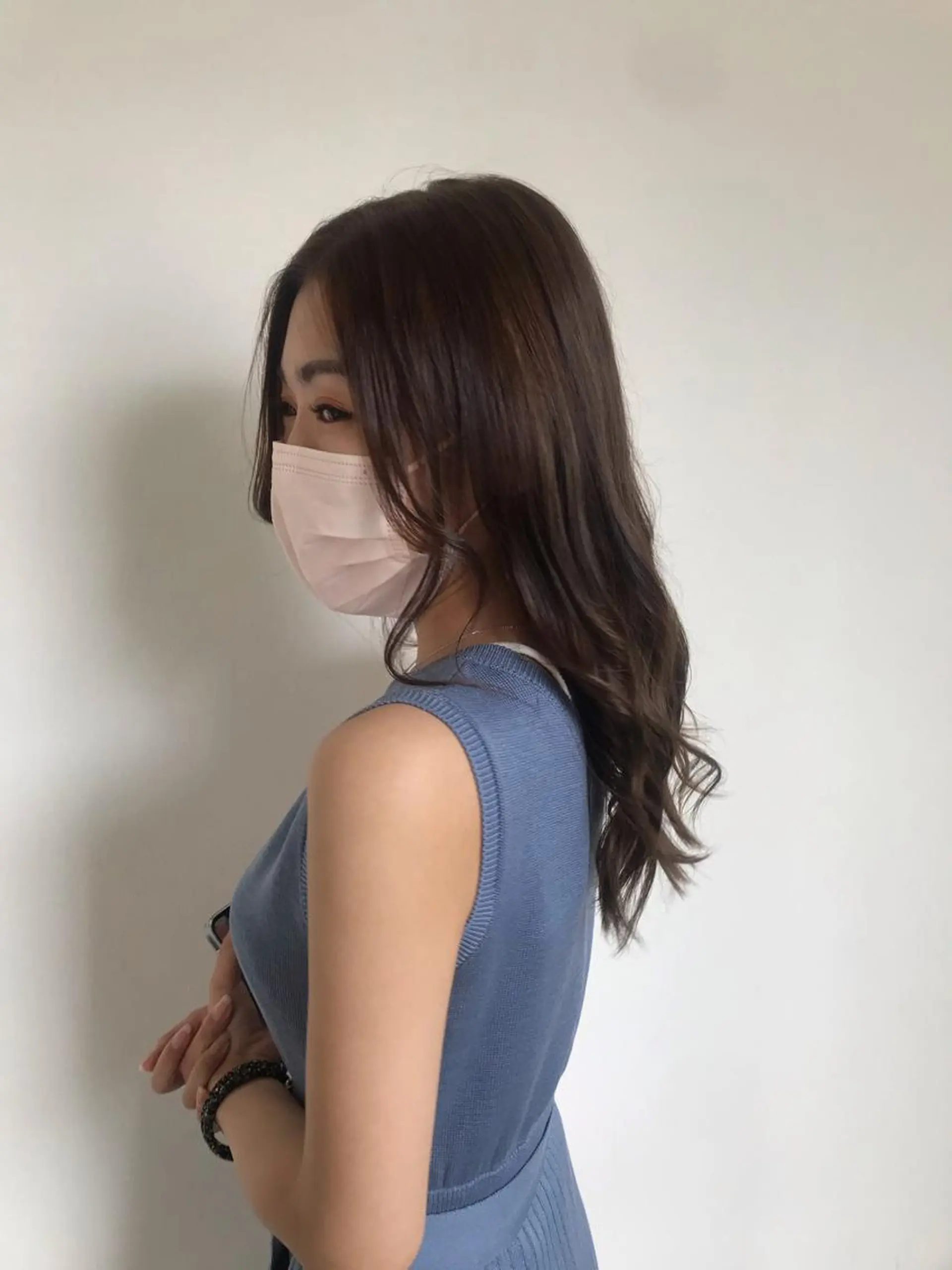 ロング 透明感カラー wacoのヘアスタイル