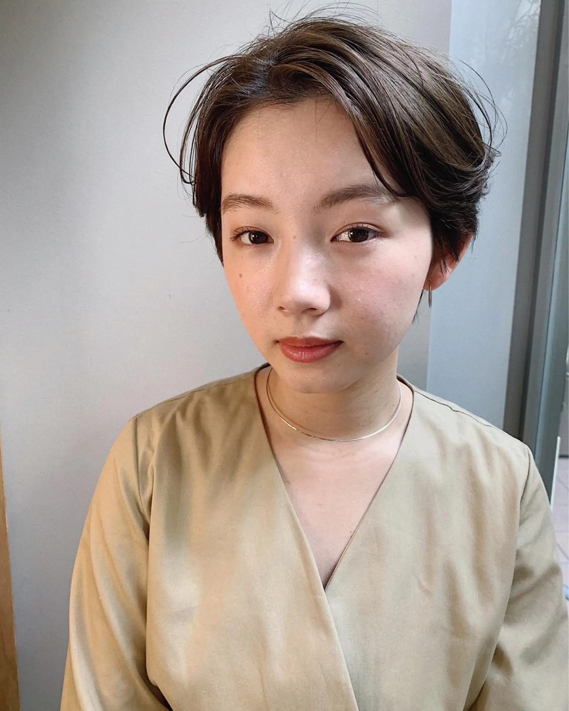 ショート カラー パーマ ヘアアレンジ ハンサムショート ショートヘア 小顔カット カット ヘアセット 松田 亮葉のヘアスタイル