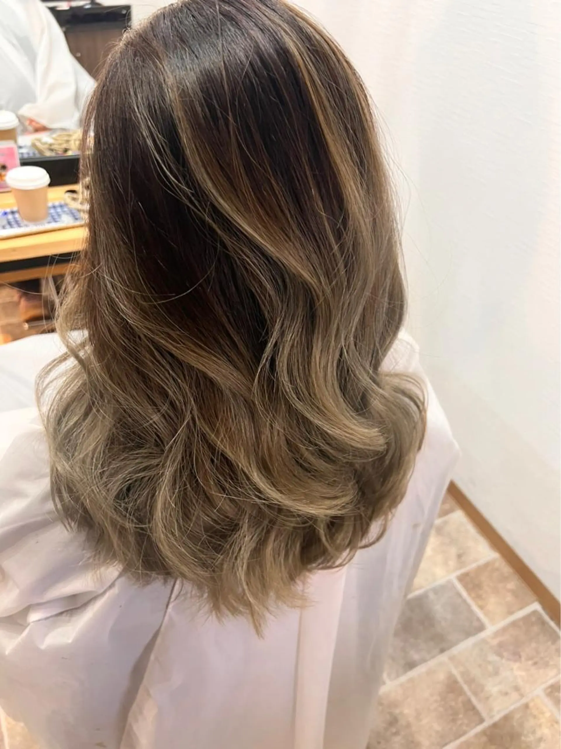 ミディアム カラー ヘアカラー&縮毛矯正 STAR☆RIVERのヘアスタイル