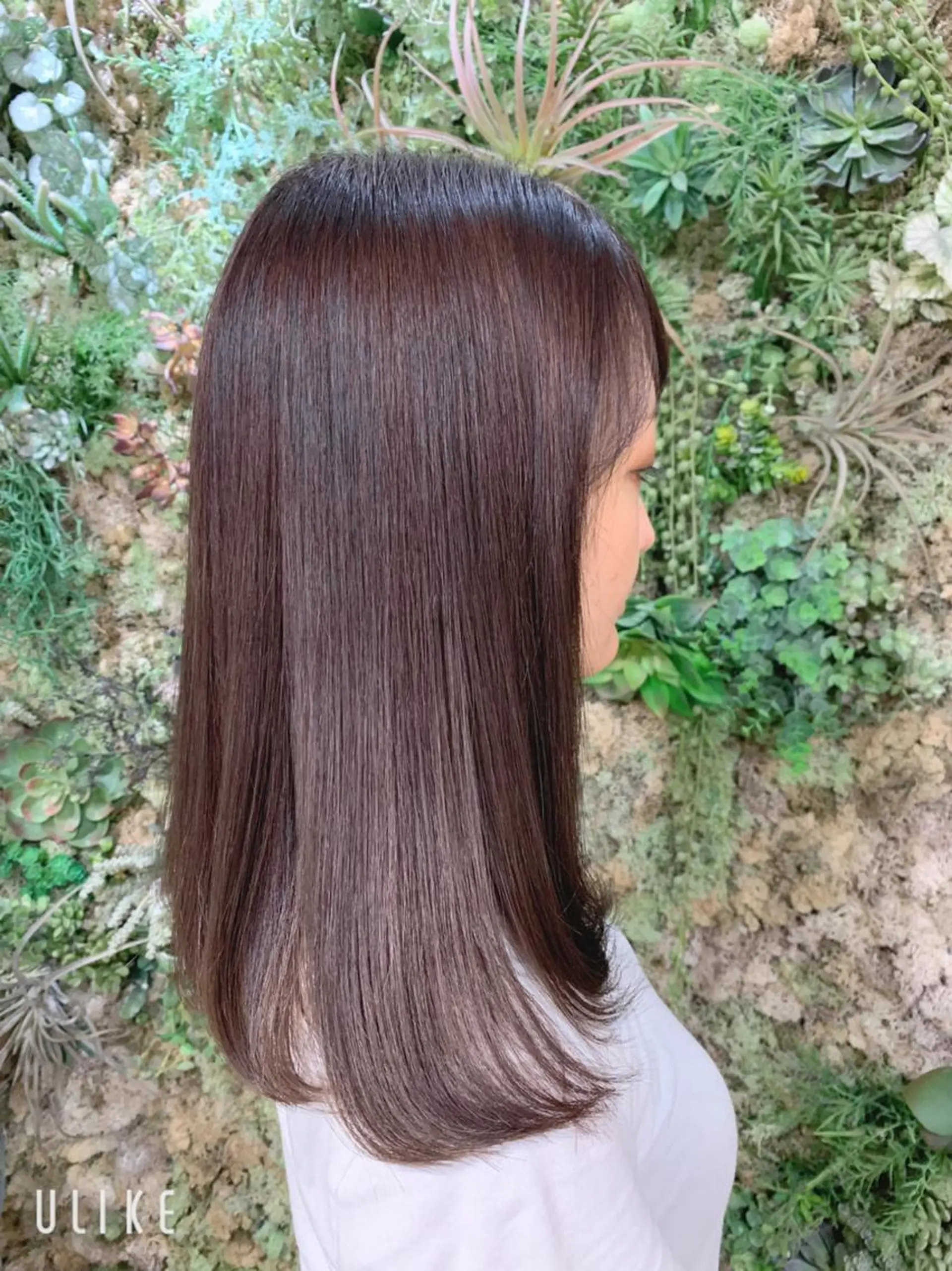 セミロング 支持率No.1💖 オチアイのヘアスタイル