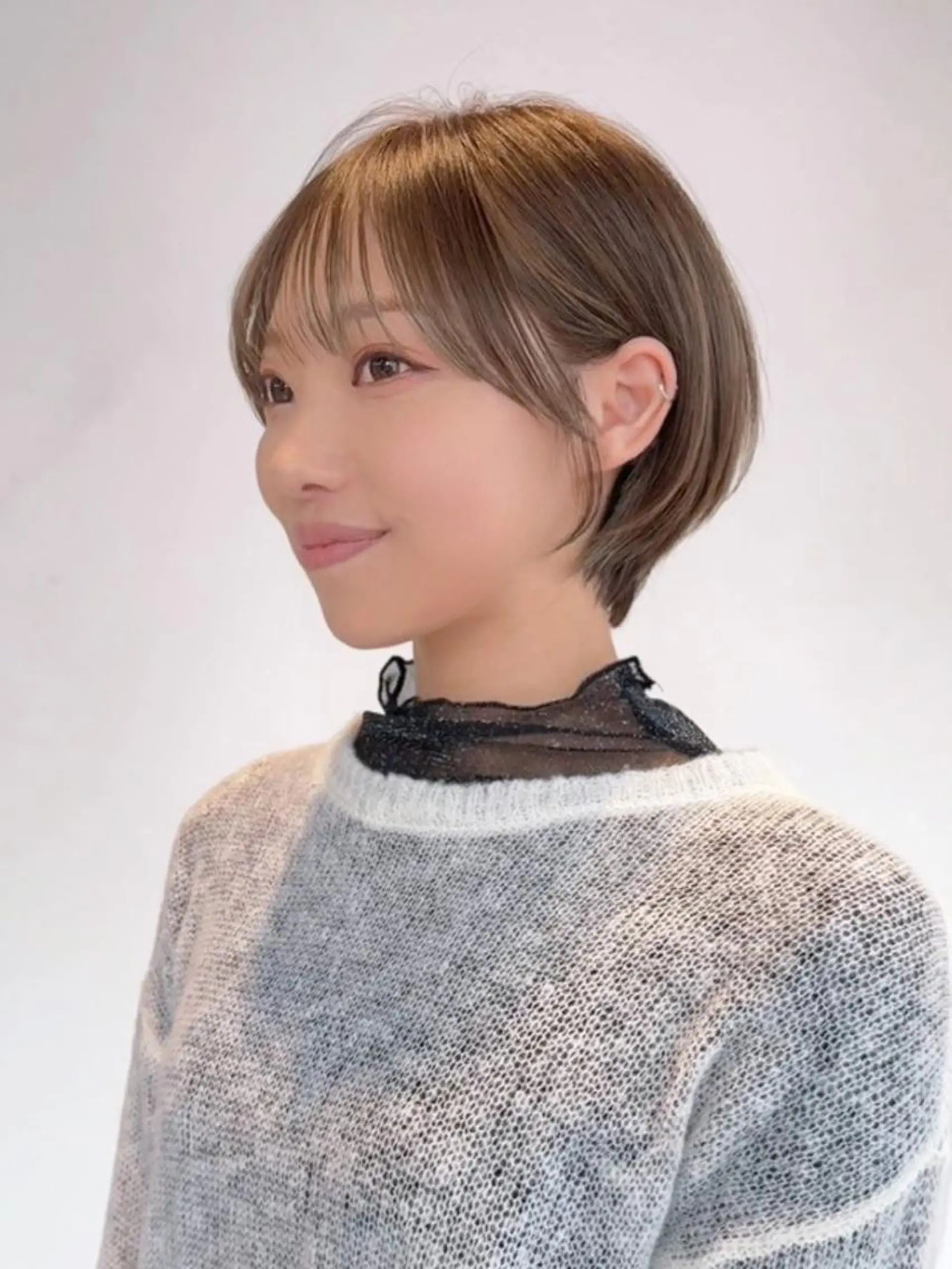 ショート カラー 韓国風ヘア おくれ毛 ショートヘア カット ヘアカラー トリートメント ITbyALBUM 八王子店のヘアスタイル