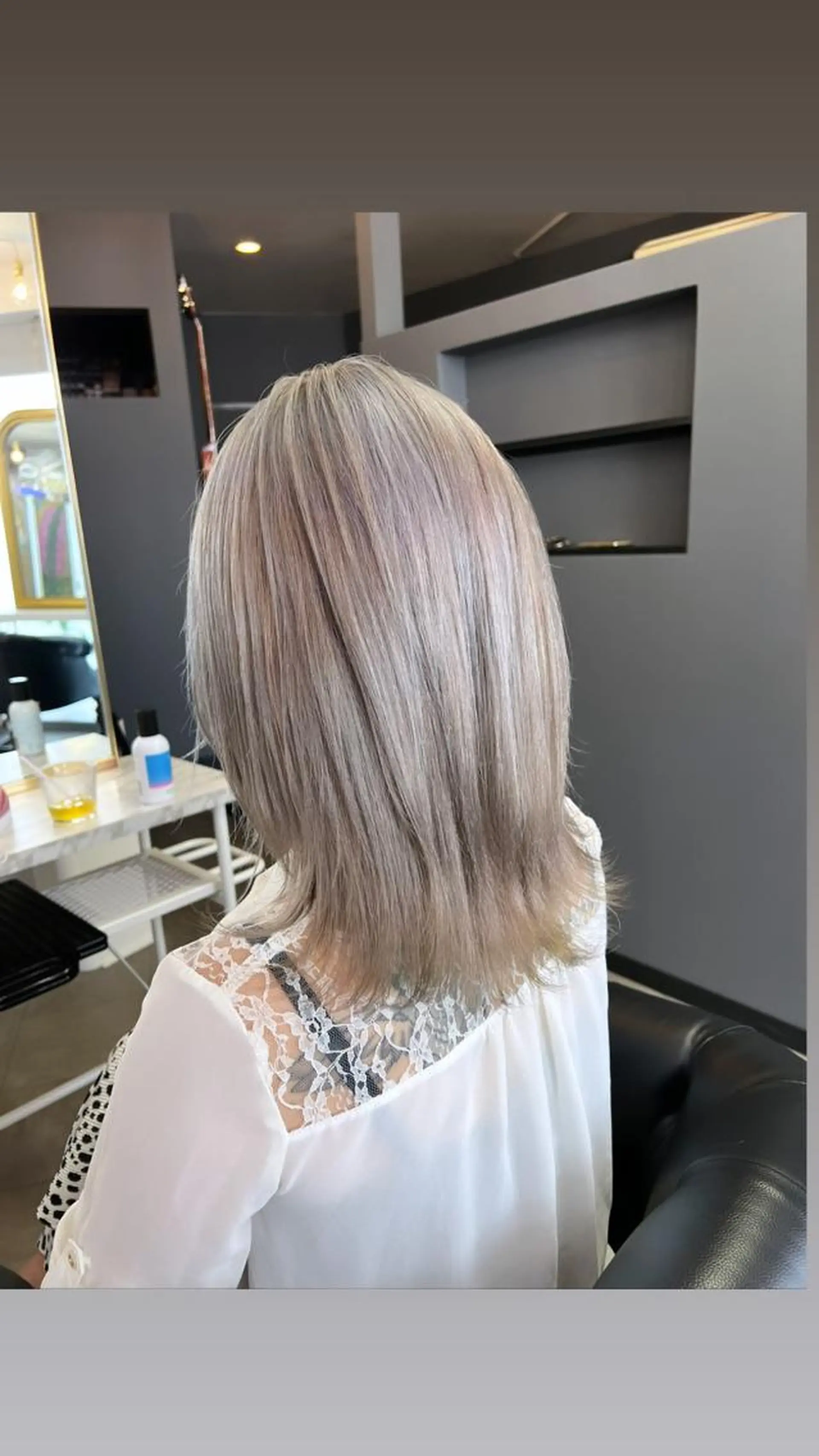 セミロング カラー シルバー ホワイトシルバー sand瀧川真平 /ショートヘア/ボブのヘアスタイル