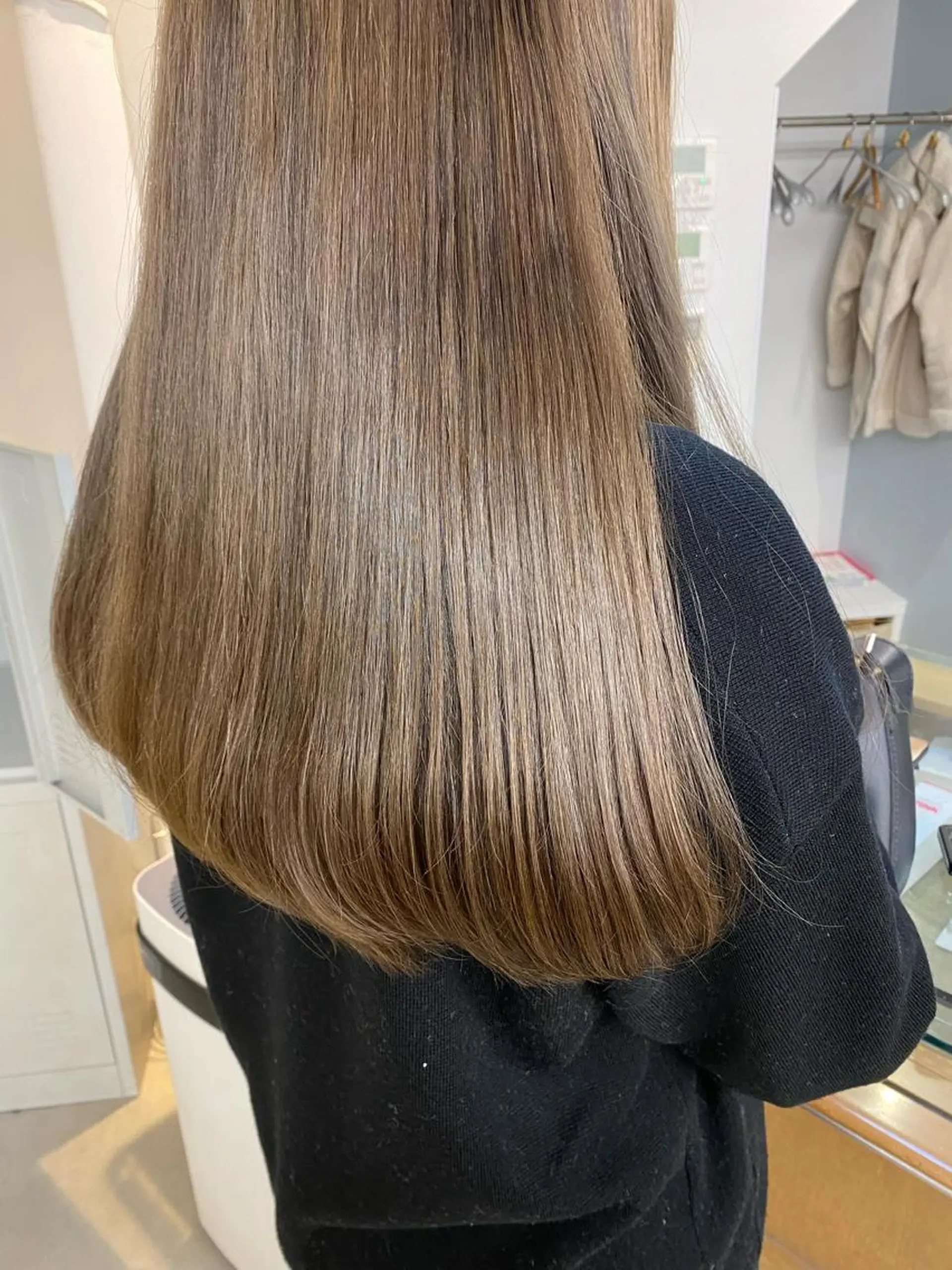 ロング カラー ヘアアレンジ メンズ キッズ ネイル マツエク・マツパ アイブロウ 暖色系/透明感 治野心のヘアスタイル