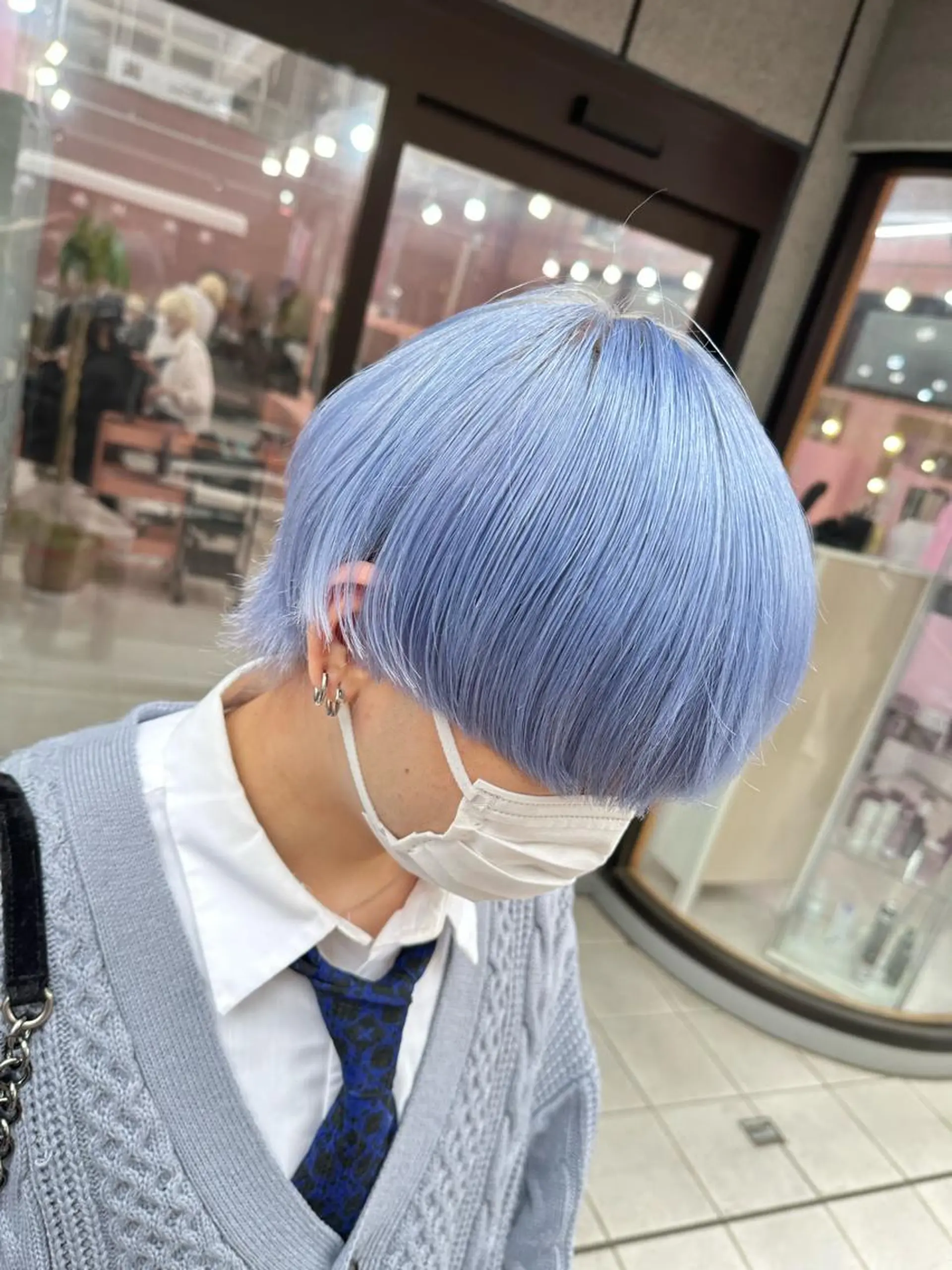 ショート カラー アッシュ アッシュグレー アッシュグレージュ バレイヤージュ ミストバング ✨色落ちまで可愛い✨ MANATO🎨🌈のヘアスタイル