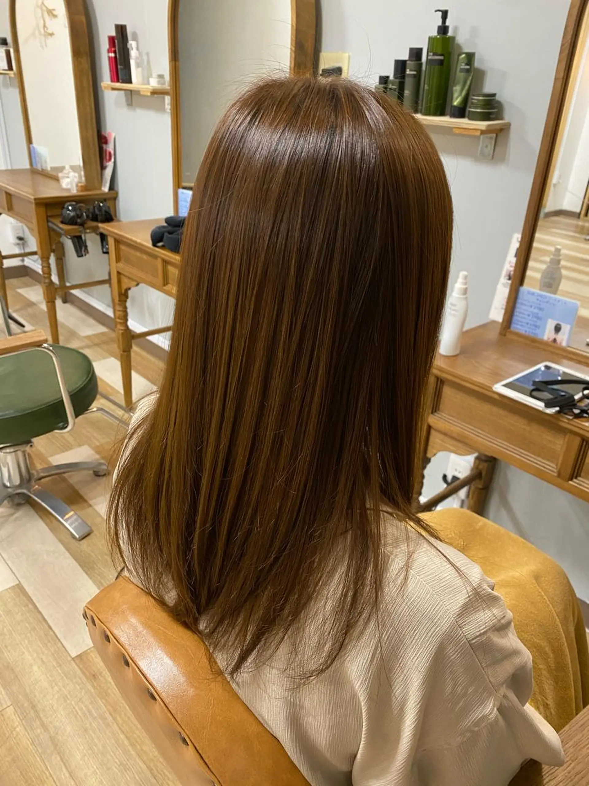 ミディアム ヘアカラー トリートメント ku-to 井上　晴日のヘアスタイル