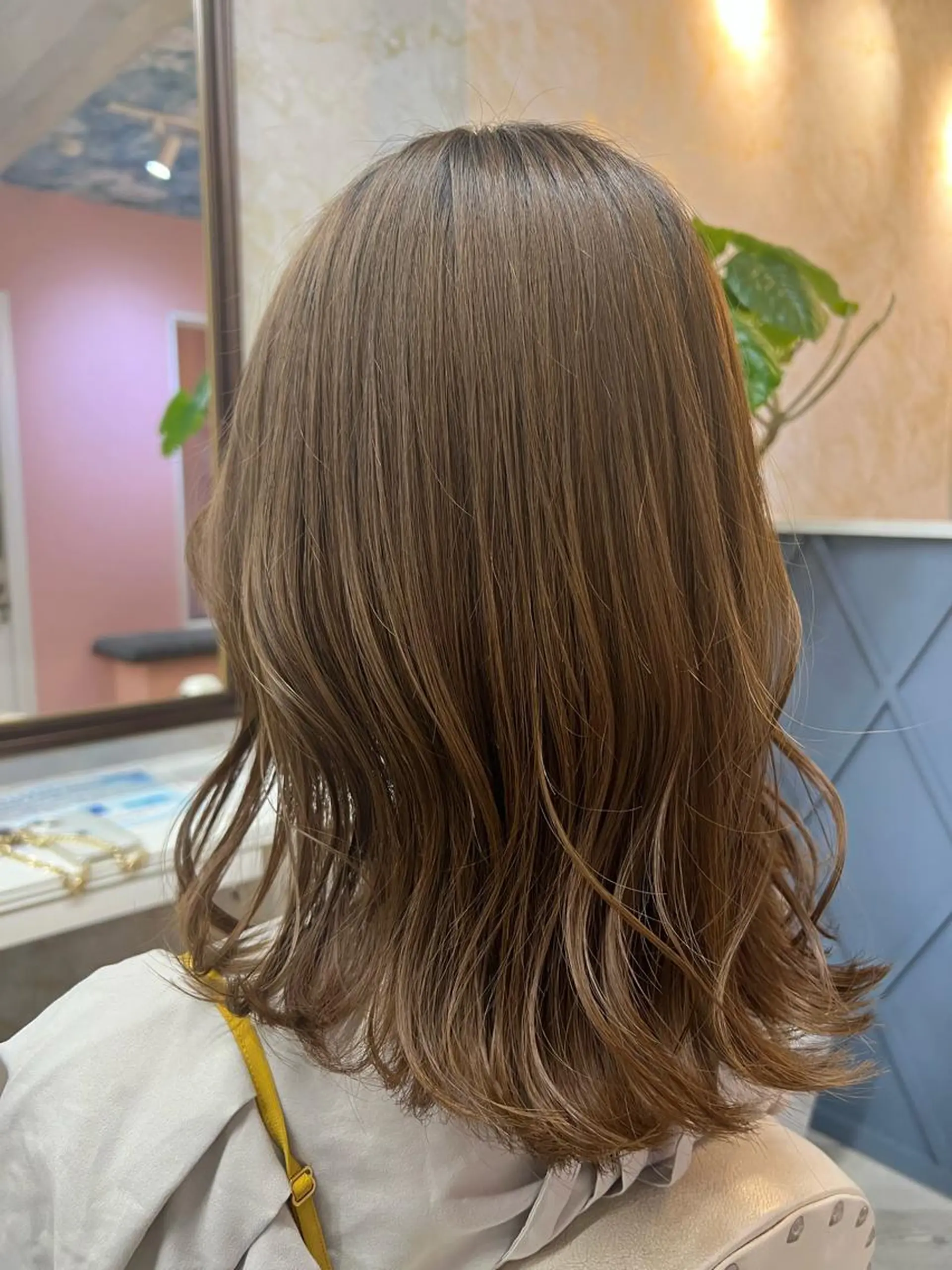 ミディアム カット ヘアカラー トリートメント 髪質改善/ メンズカット・パーマのヘアスタイル