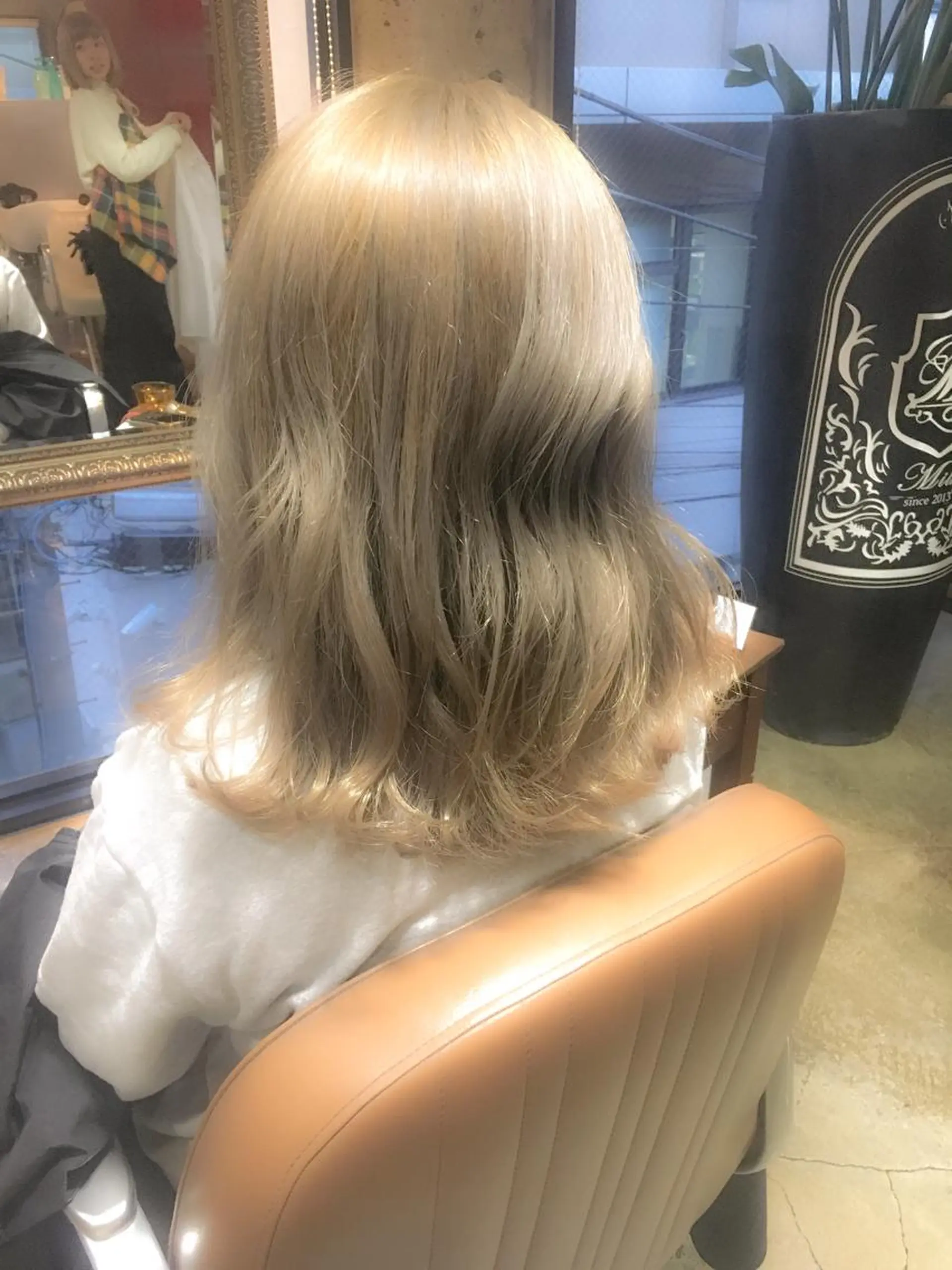 セミロング カラー グレージュ 外国人風カラー 北條 優輝のヘアスタイル