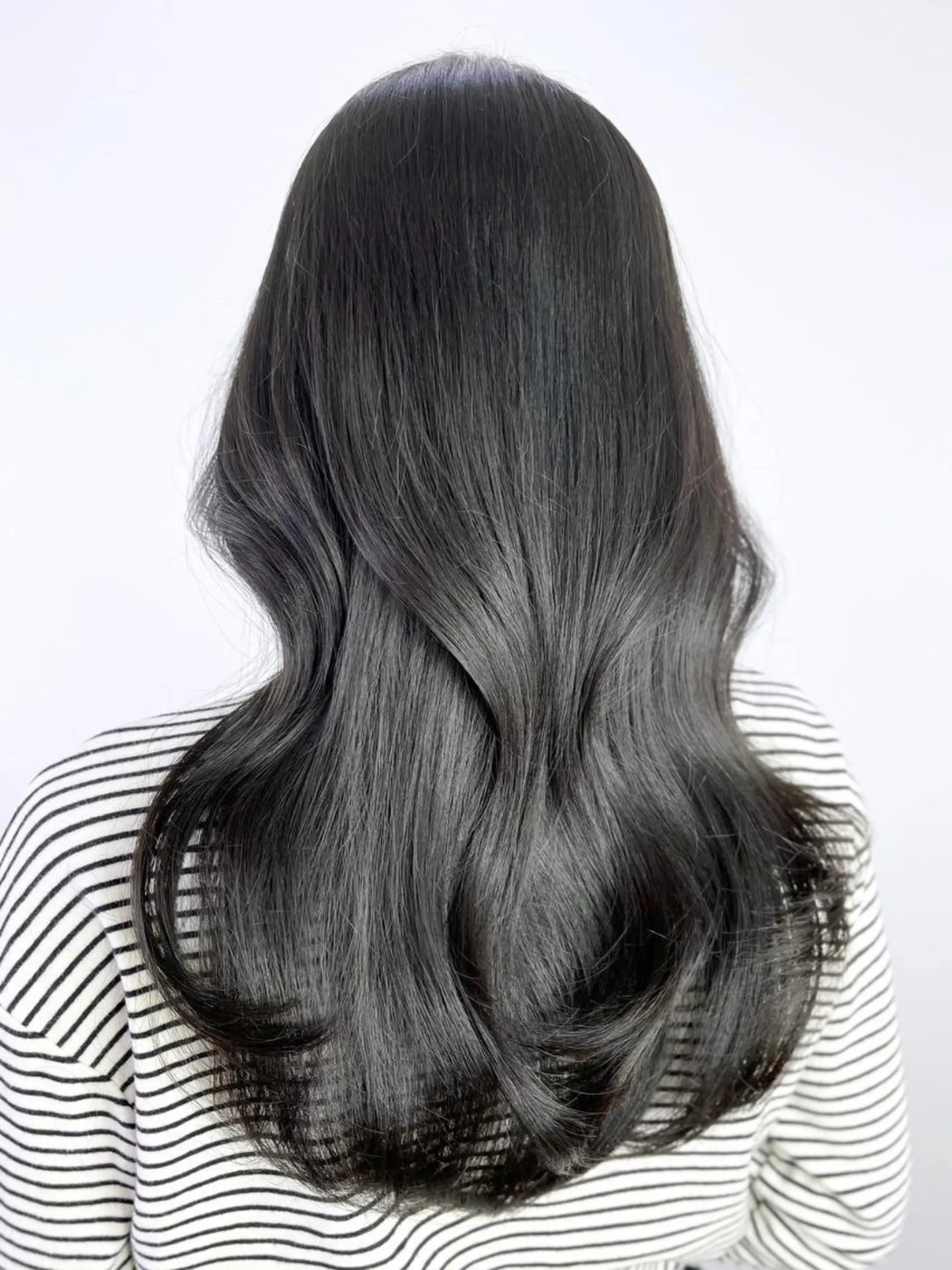 カラー セミロング くびれヘア 顔まわりレイヤー 顔周りカット 韓国風ヘア レイヤーカット カット ヘアカラー トリートメント ITbyALBUM 八王子店のヘアスタイル