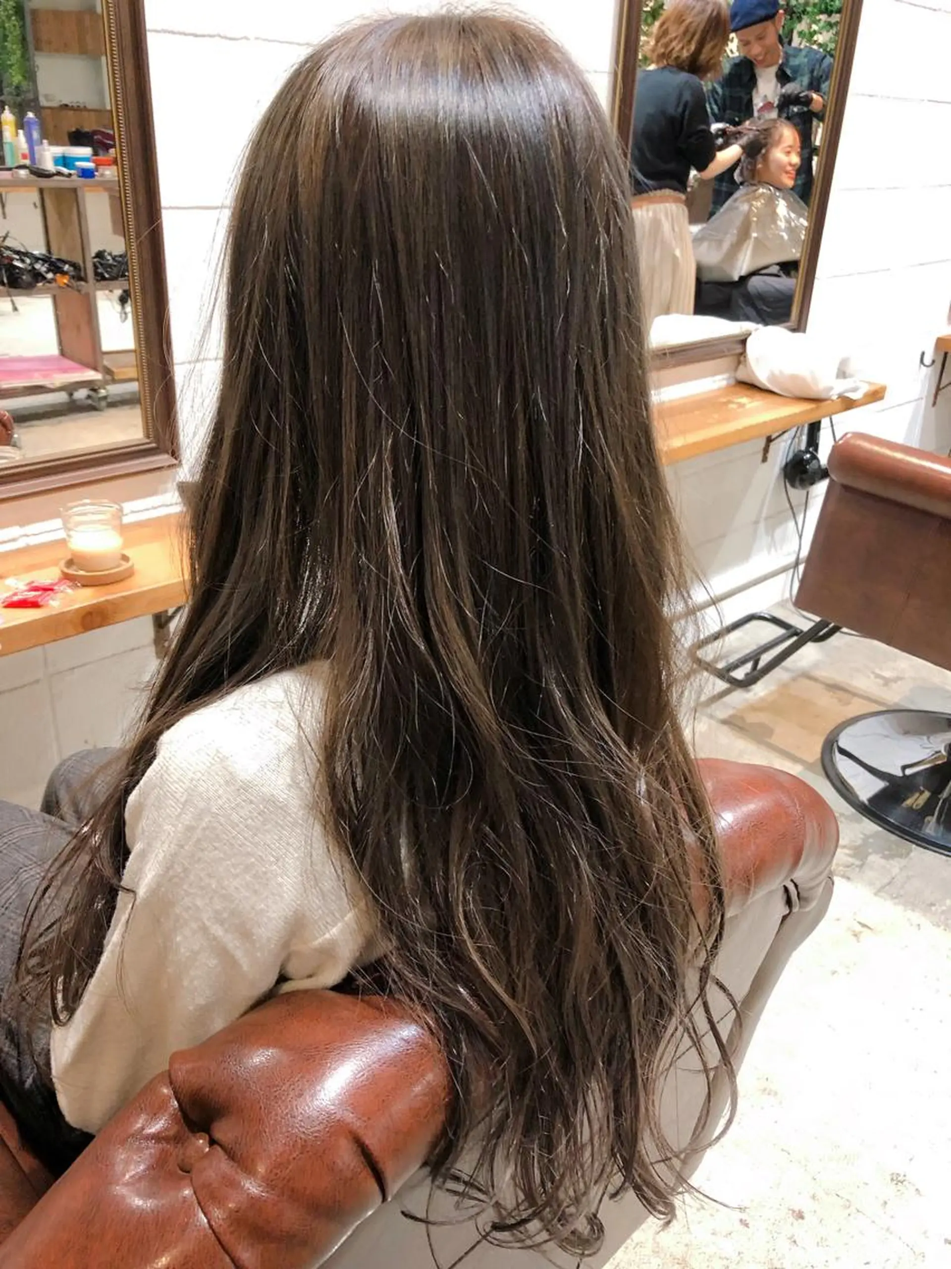 ロング カラー アッシュ アッシュグレー アッシュグレージュ グレージュ ロング ヘアカラー トリートメント ⭐️ハイクオリティ カラー杉本雄志⭐️のヘアスタイル