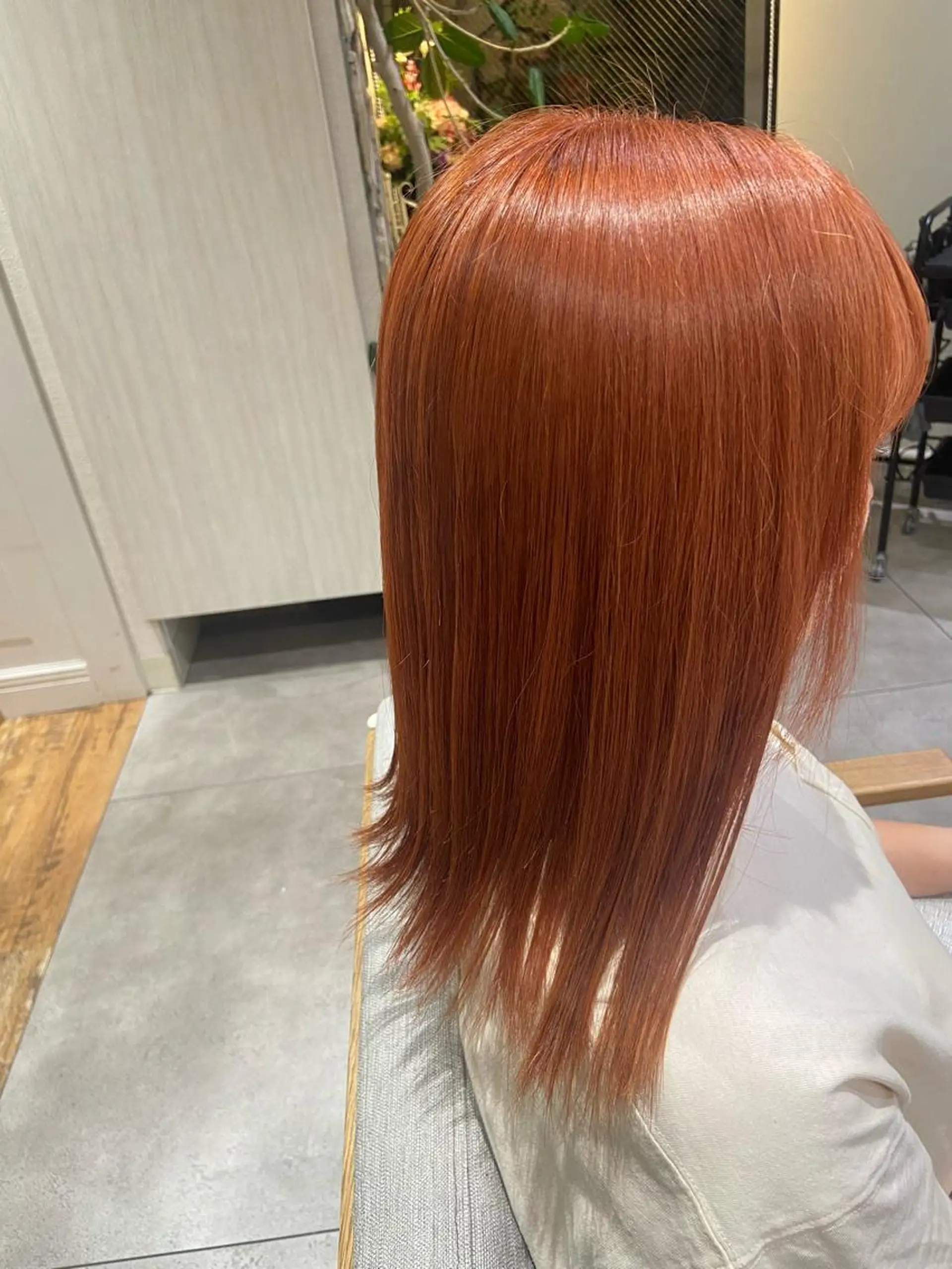 ミディアム カラー ブリーチ ブラウンカラー オレンジ オレンジブラウン ヘアカラー ハラダ ヒナミのヘアスタイル