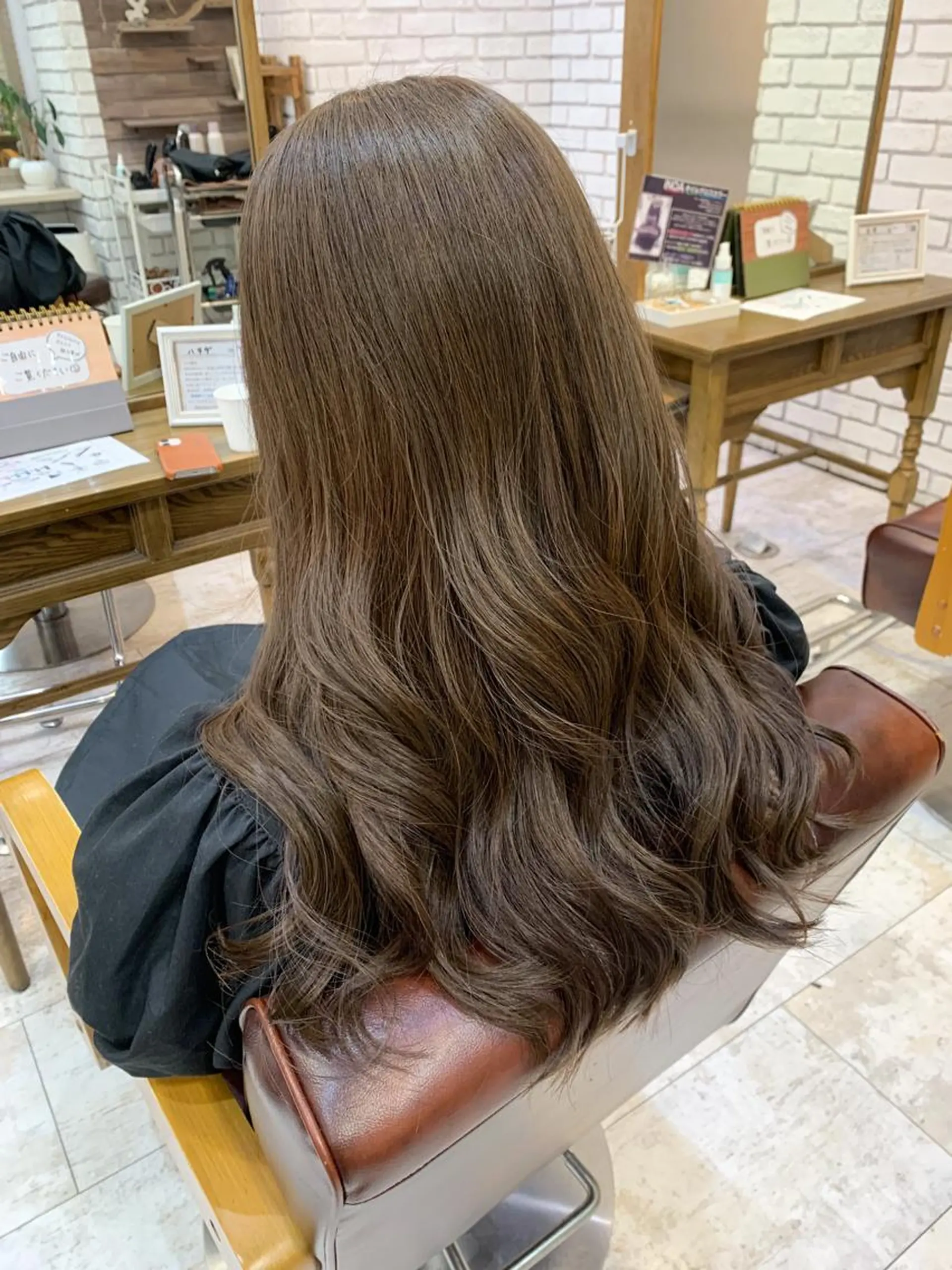 ロング 榊琴帆/美容師兼 アイブロウリストの眉毛・アイブロウイメージ