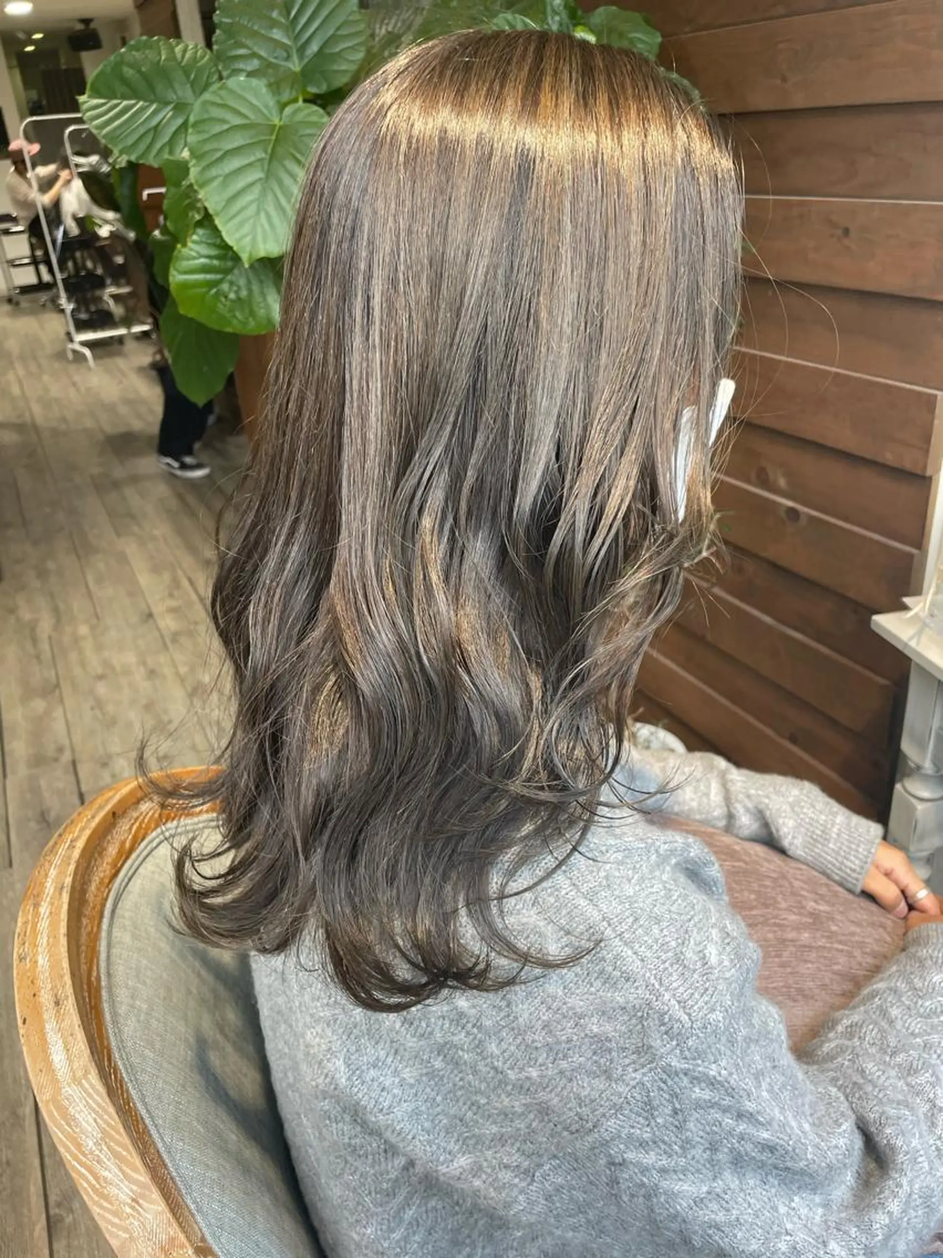 セミロング カラー exfa sakura🪞のヘアスタイル