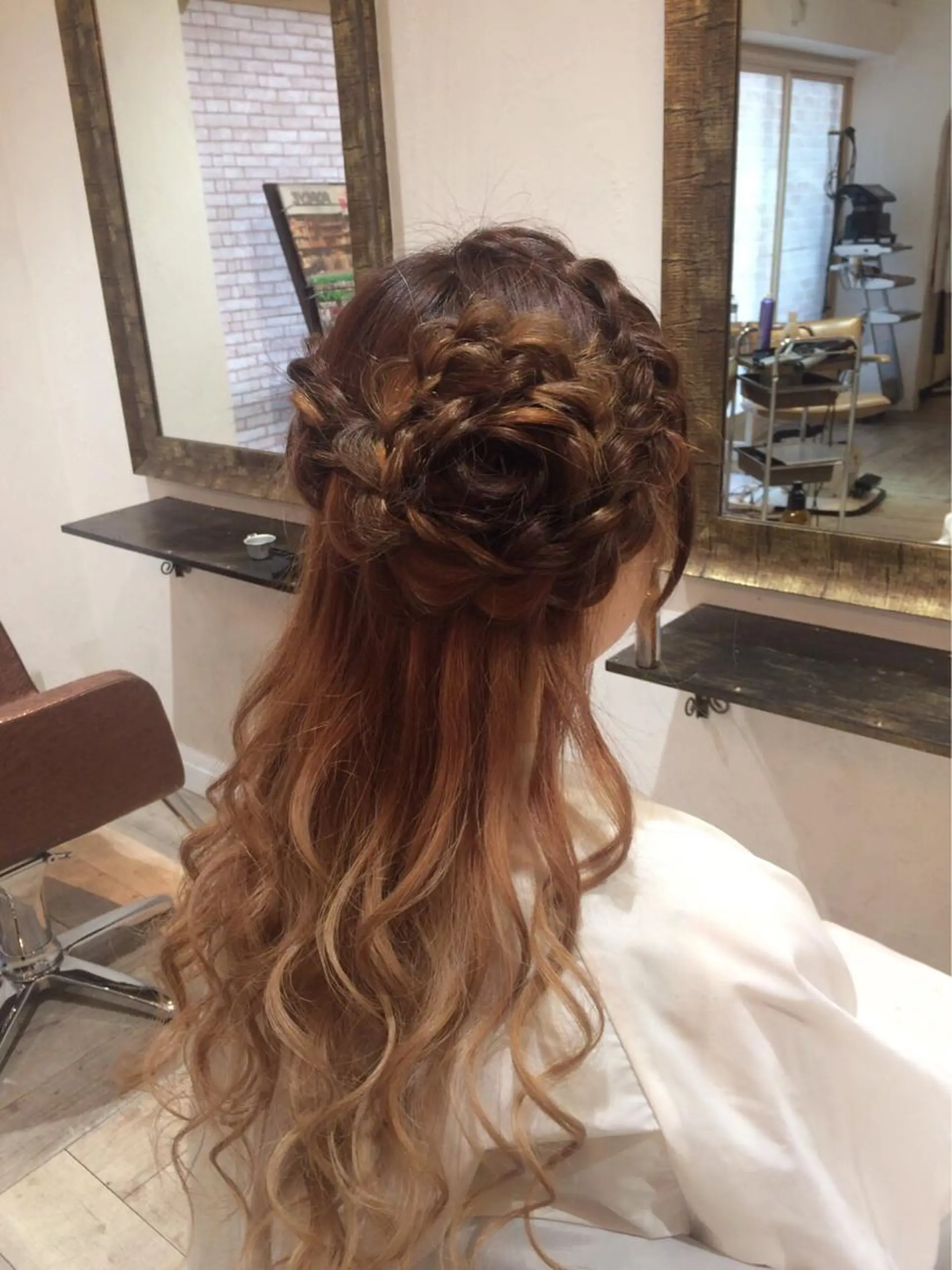 ヘアアレンジ ハーフアップ K-POP好き美容師 🇰🇷Kai.Yのヘアスタイル