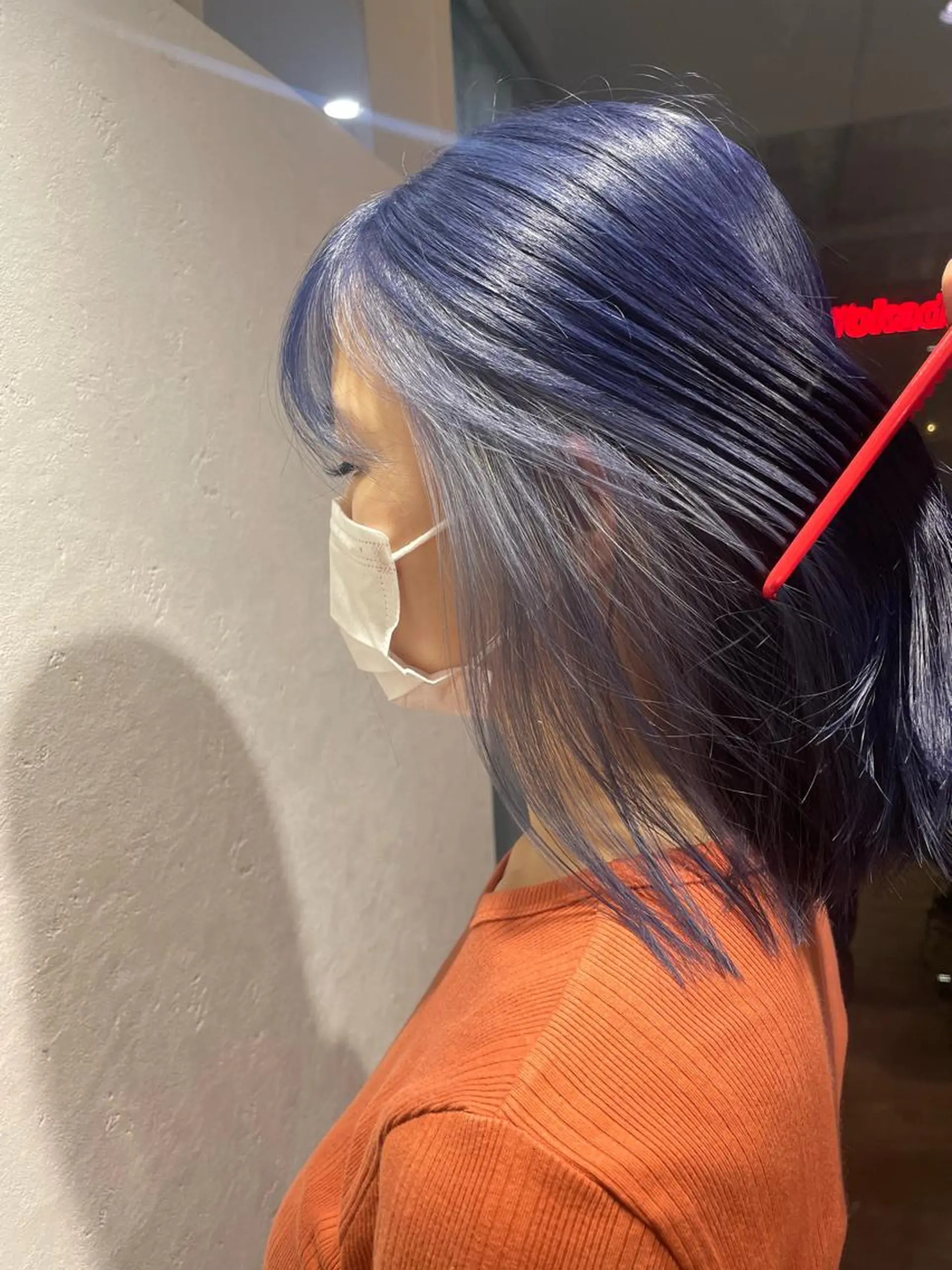 ミディアム アッシュ 前田 菜奈子のヘアスタイル