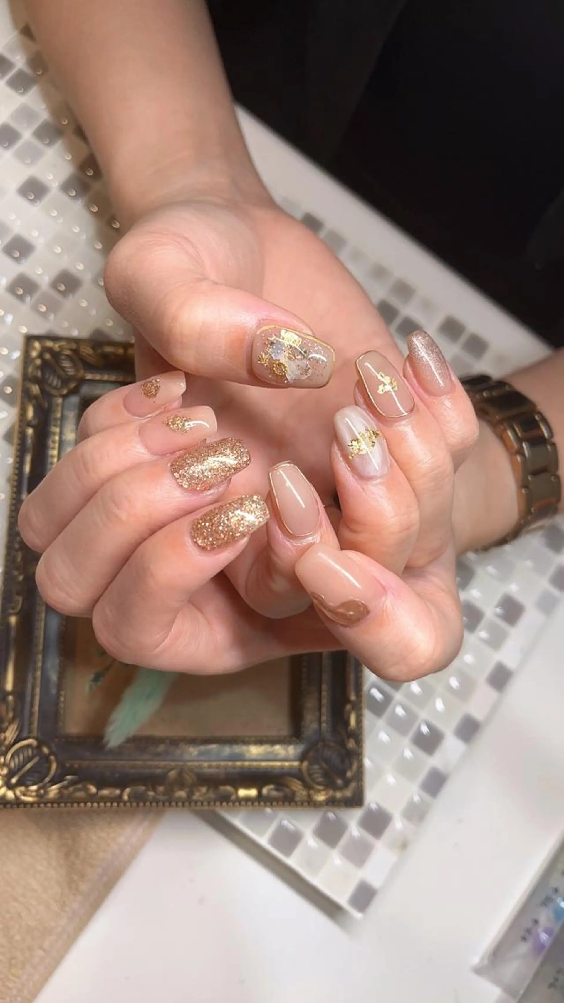 ネイル キラキラネイル nailist yuiのネイルデザイン