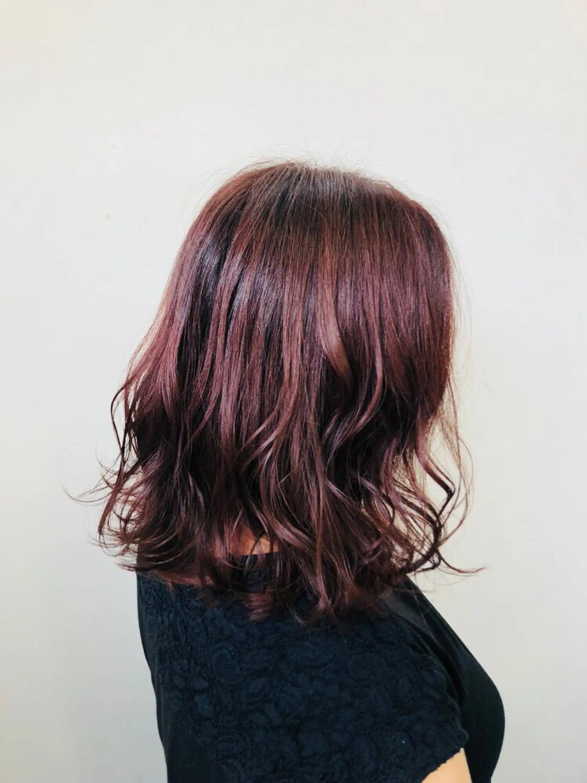 ミディアム カラー CoCooN Hiromiのヘアスタイル
