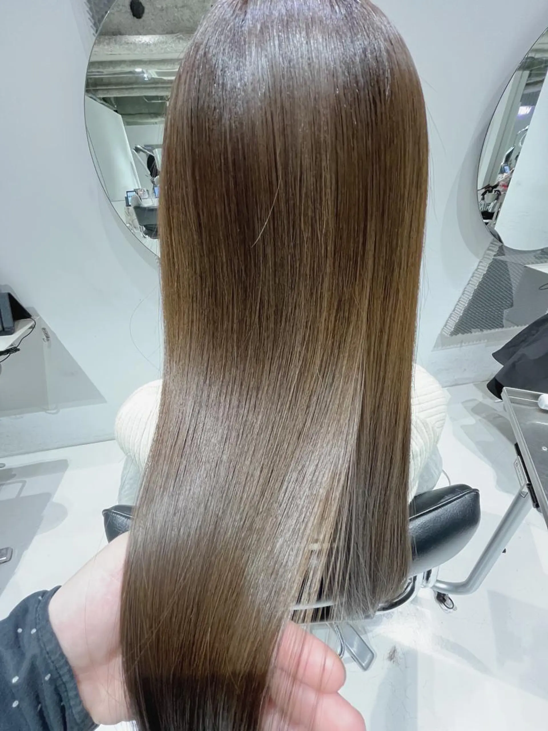 ロング カラー トリートメント mai🐷髪質改善 🖤透ける暗髪🖤のヘアスタイル