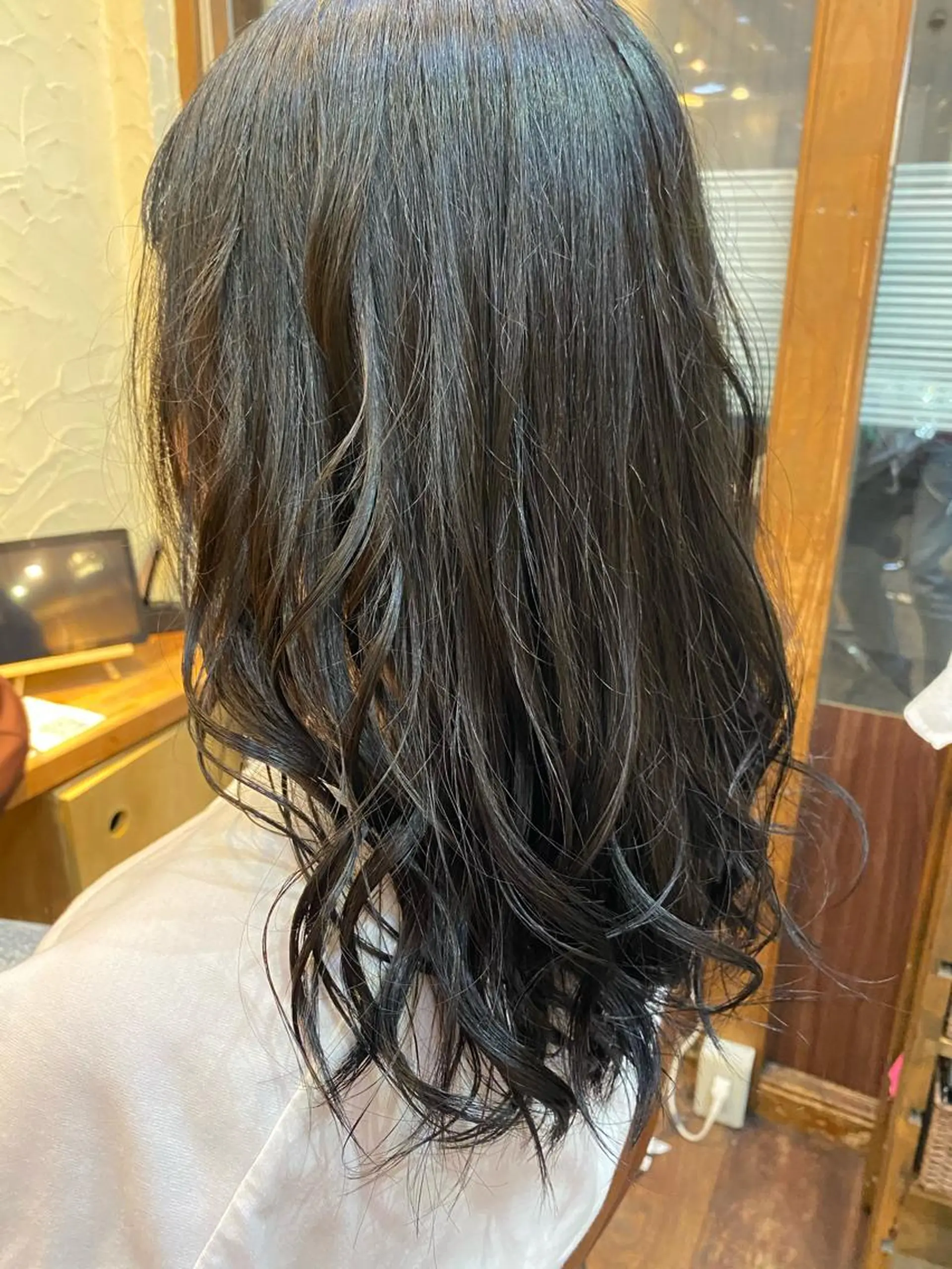 ロング カラー パーマ ヘアアレンジ メンズ キッズ ネイル マツエク・マツパ 🌈髪質改善・美髪矯 正・平野瀬乃🌈のヘアスタイル
