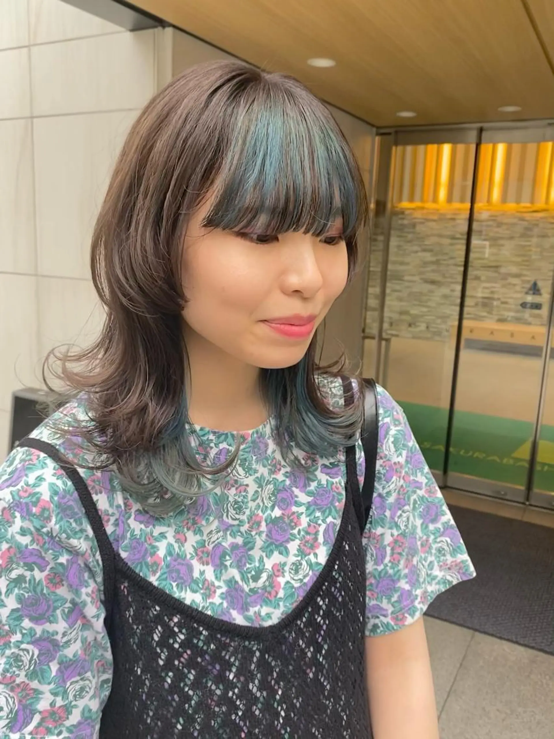 セミロング デザインカラー/ボブ ブリーチカラー/ユリのヘアスタイル