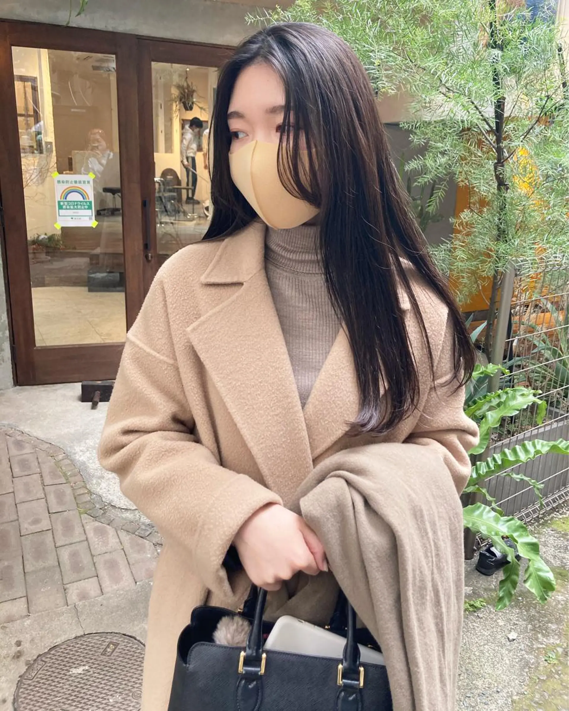 ロング 金田 夏野のヘアスタイル