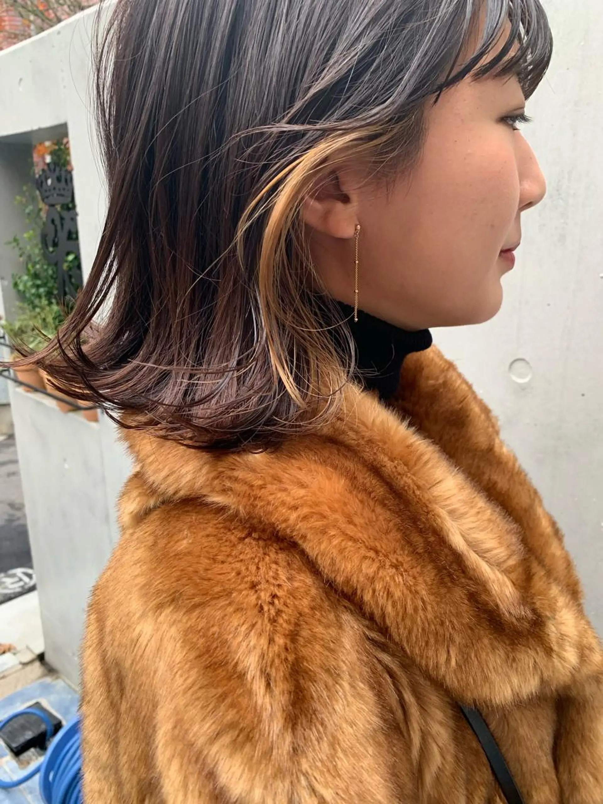 ショート カラー イヤリングカラー 柔らかブラウン/顔周 りレイヤー♡ユウシのヘアスタイル