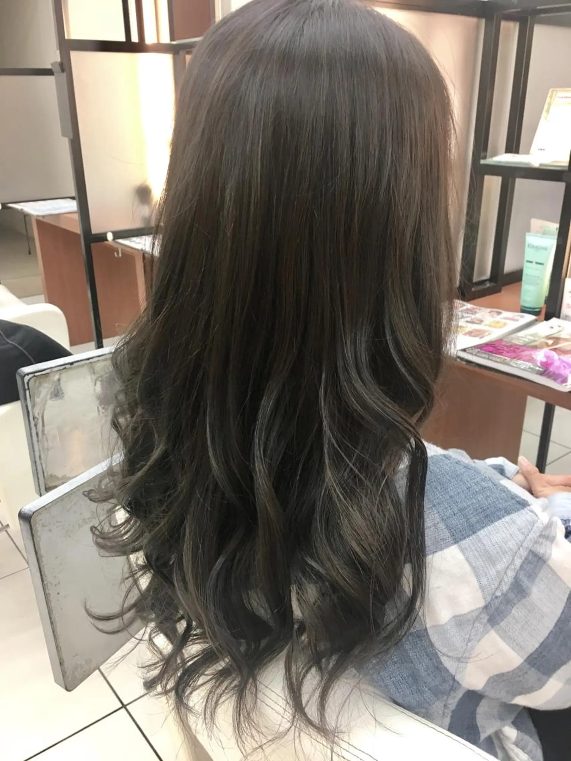 カラー バレイヤージュ グレージュ カット ヘアカラー ブリーチ/バレイヤ ージュ川端裕司のヘアスタイル