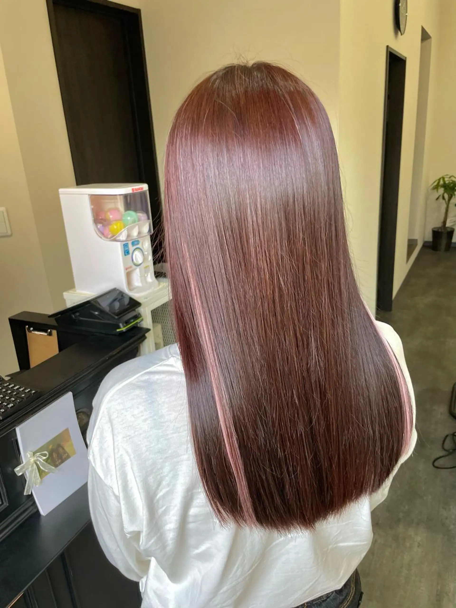 ロング カラー ブラウンカラー ピンクカラー ピンクブラウン 𓍯 Riho𓍯のヘアスタイル