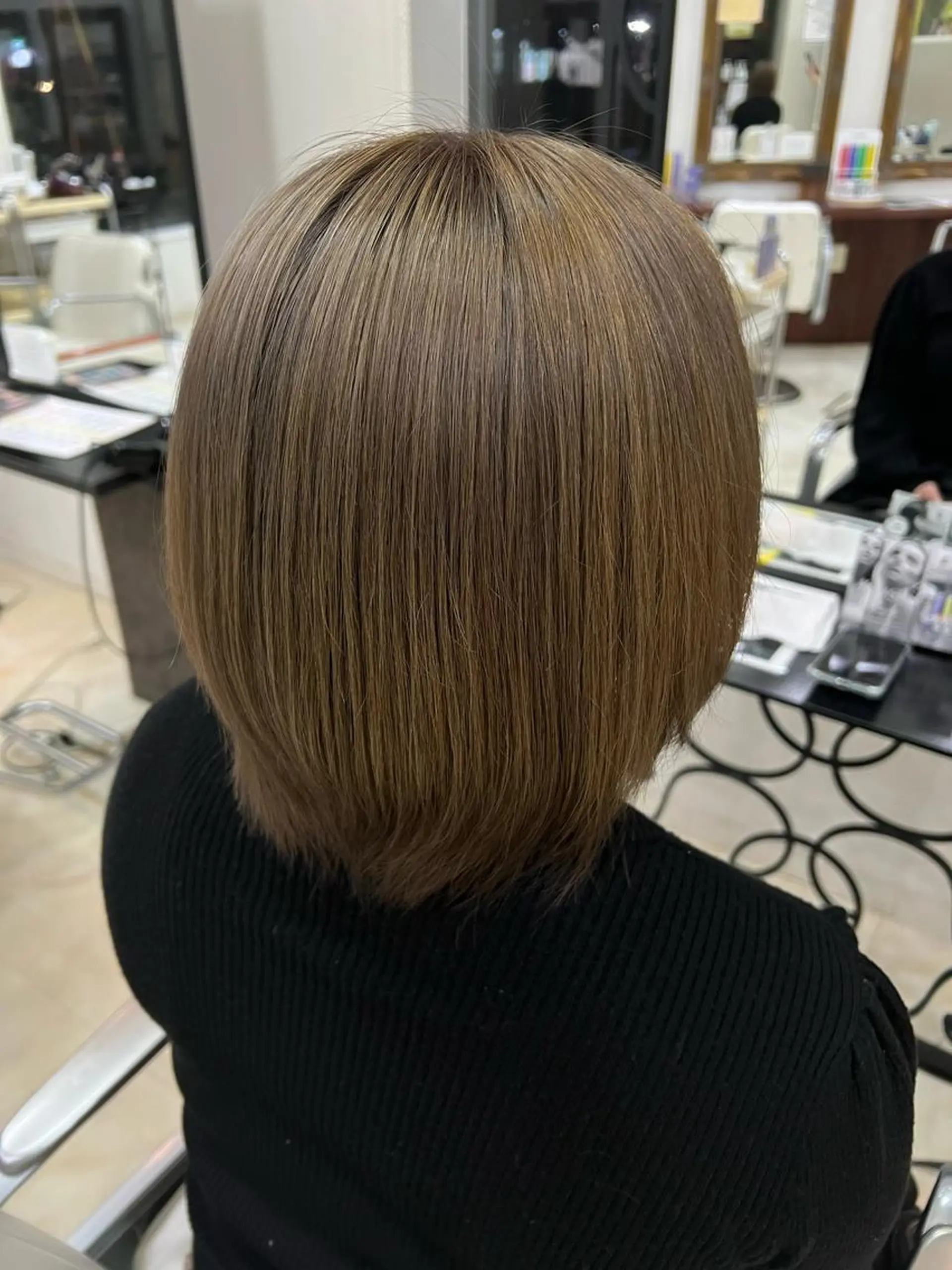 ショート カラー ブリーチ Rapt.HAIR 中村 知里のヘアスタイル