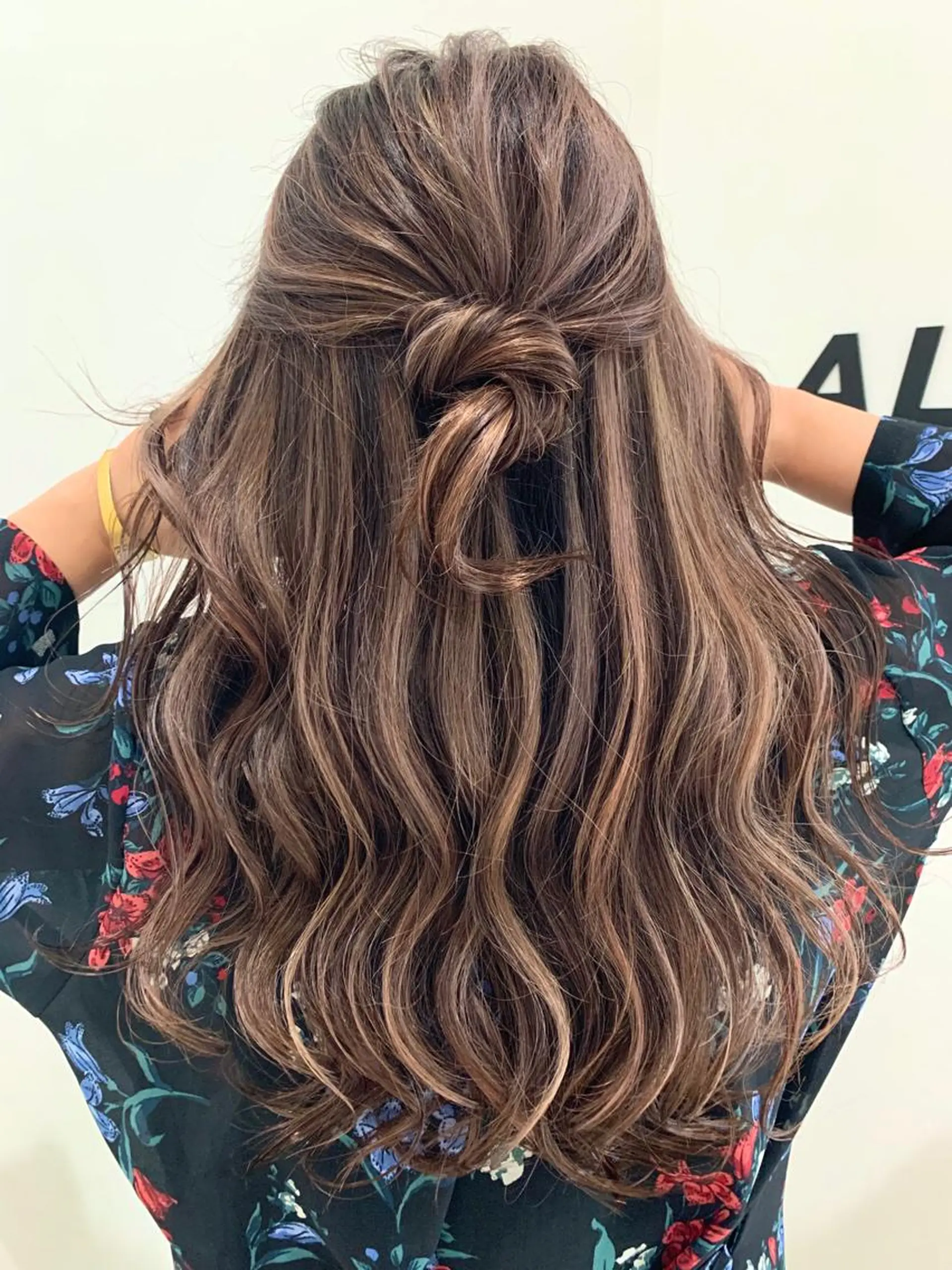 カラー 中川 来紀のヘアスタイル