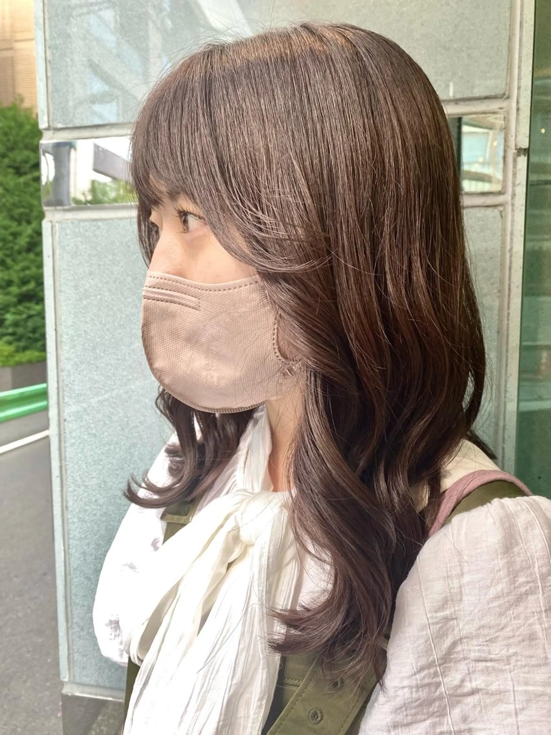 セミロング カラー アディクシーカラー 透明感カラー ラベンダーカラー 韓国風ヘア レイヤーカット カット ヘアカラー トリートメント 髪質改善/艶カラー 🎀レイヤーカットのヘアスタイル