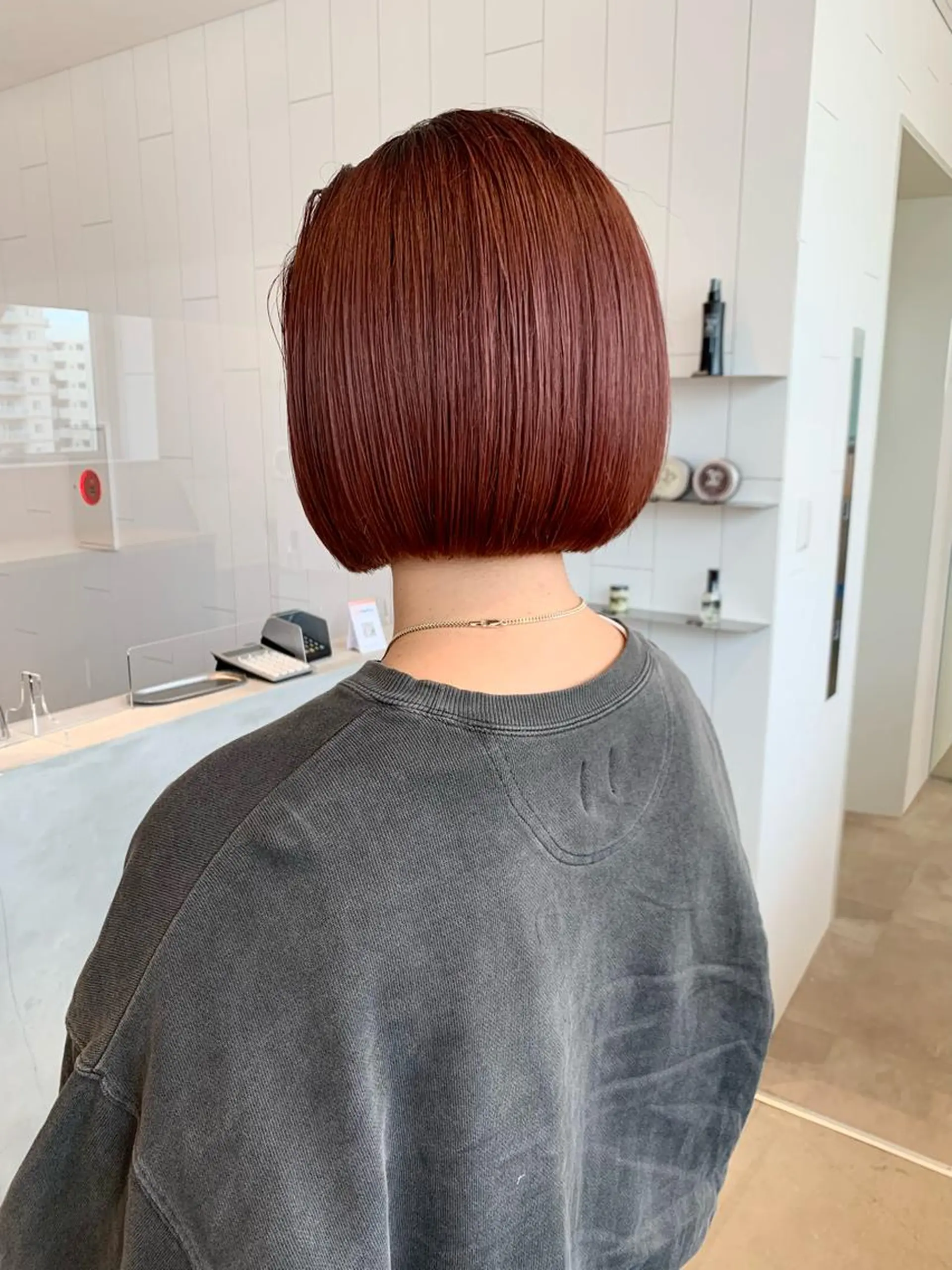 ショート カラー ボルドーカラー ボブ 大人上品特化 レイヤー🇺🇸山村のヘアスタイル