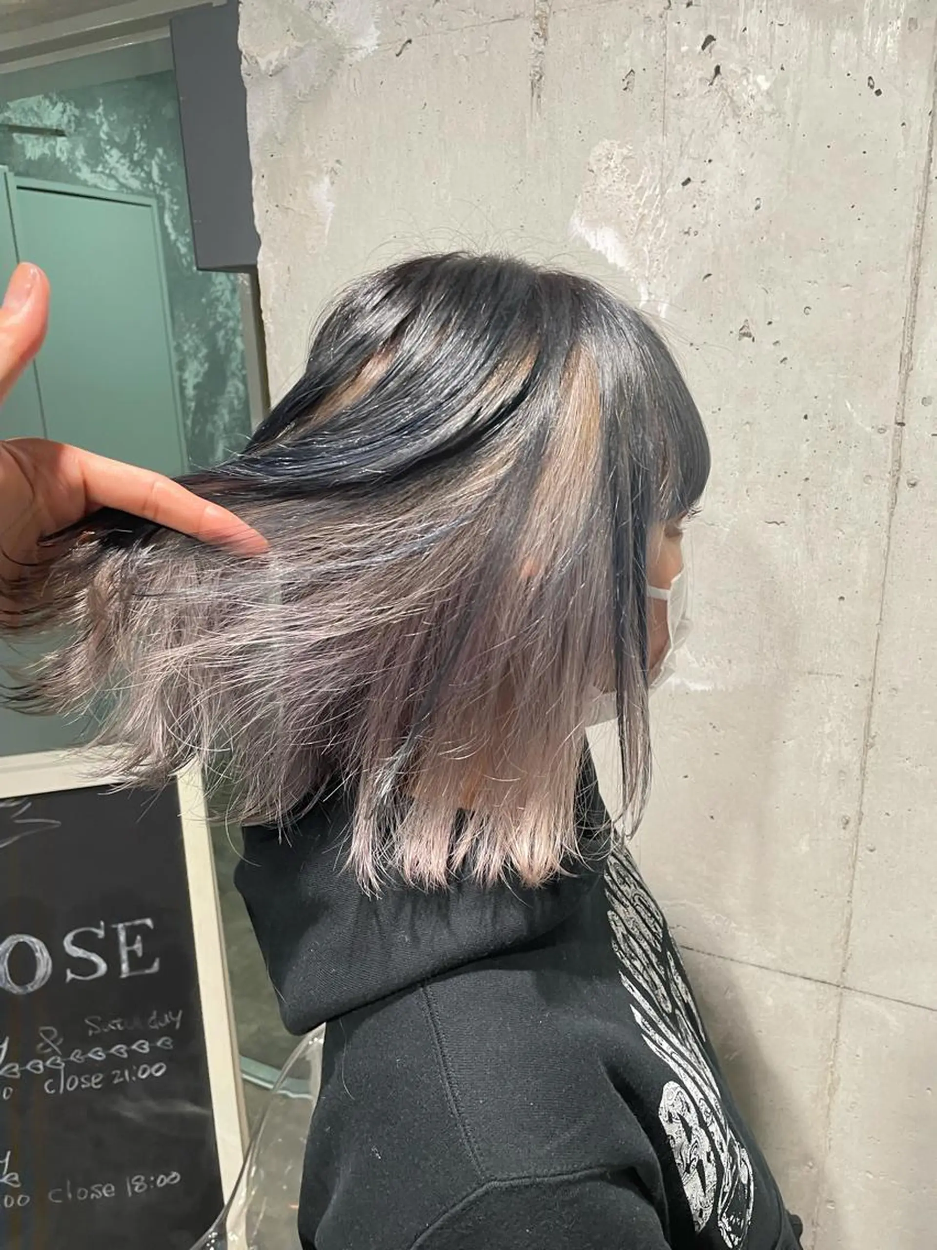 ショート カラー ベージュカラー💖 やすひろのヘアスタイル