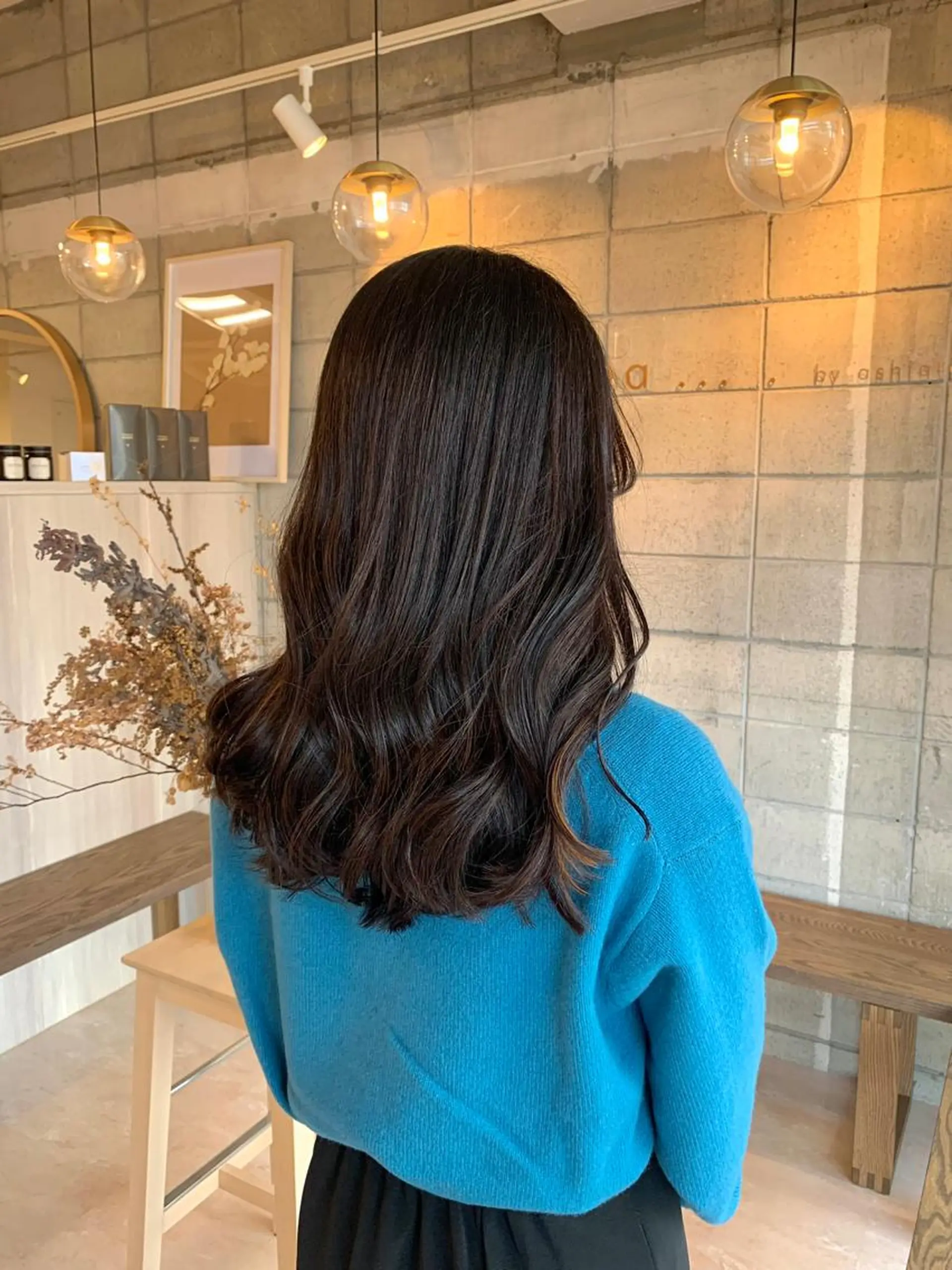 ロング カラー 眞名子 瑞紀のヘアスタイル