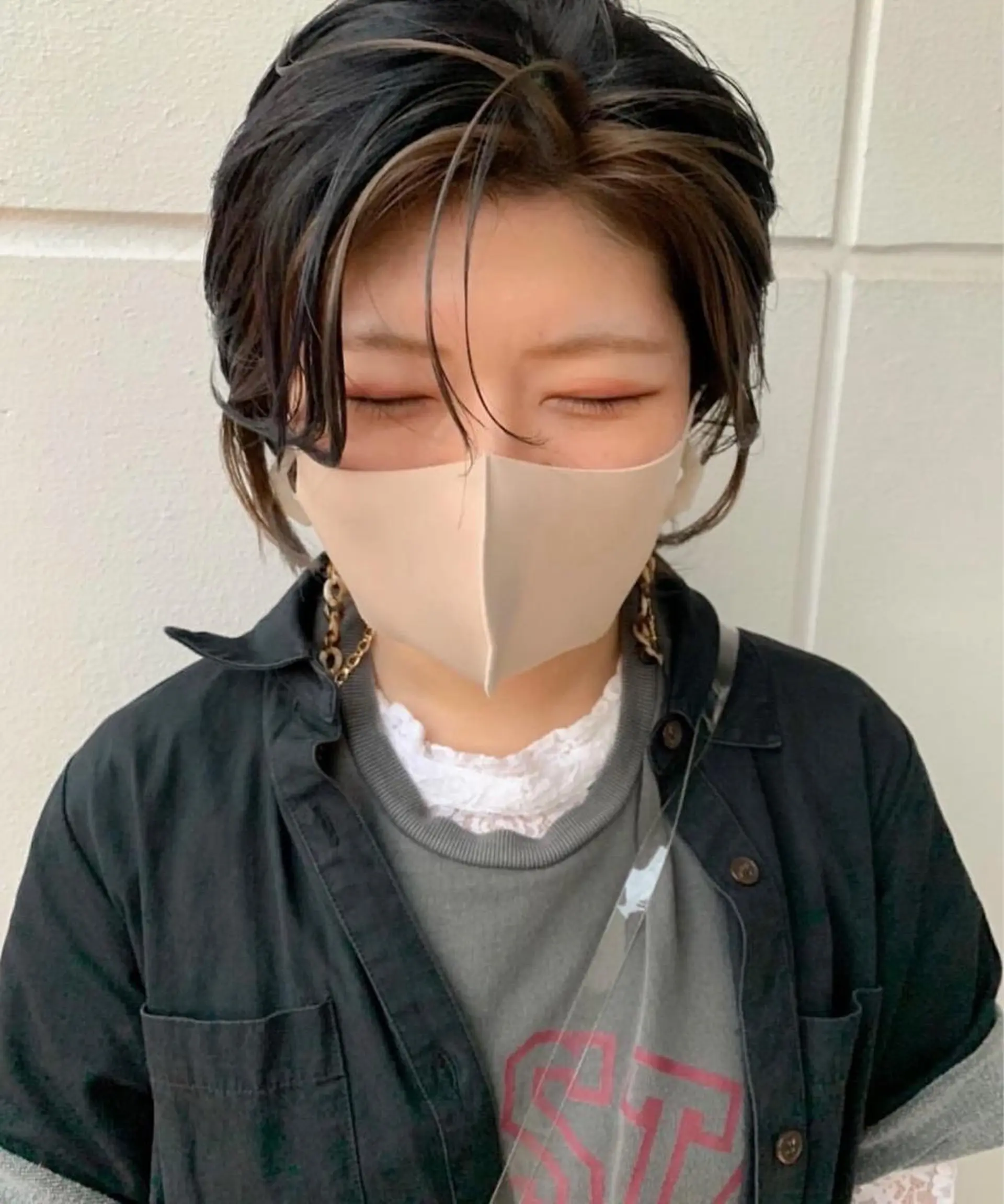 ショート カラー ミストバング ベージュカラー  フェイスフレーミング インナーカラー ショートヘア 蔵前 デザインカット KOBAYASHIのその他イメージ