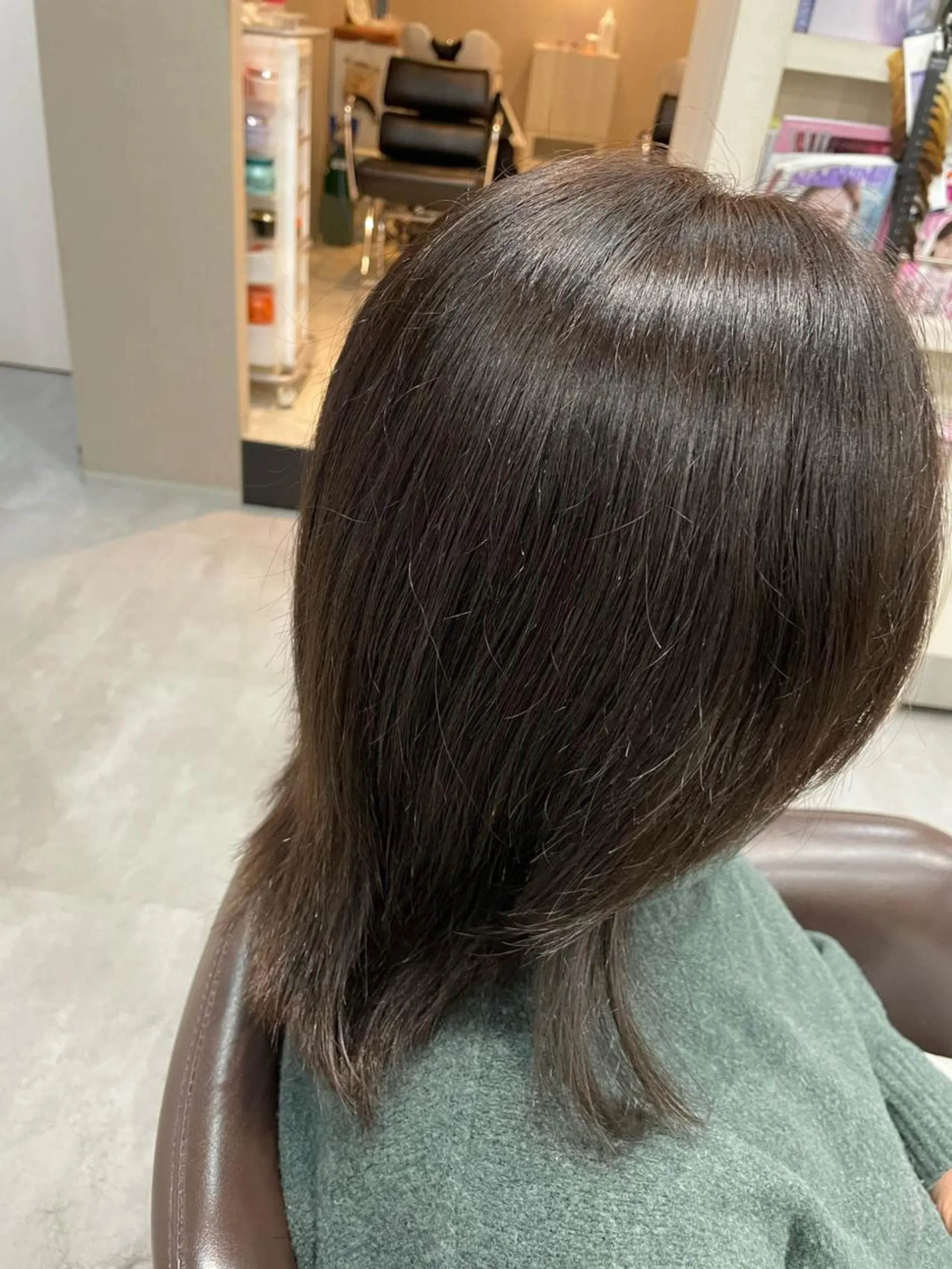 ミディアム カット ヘアカラー 永田 まどかのヘアスタイル