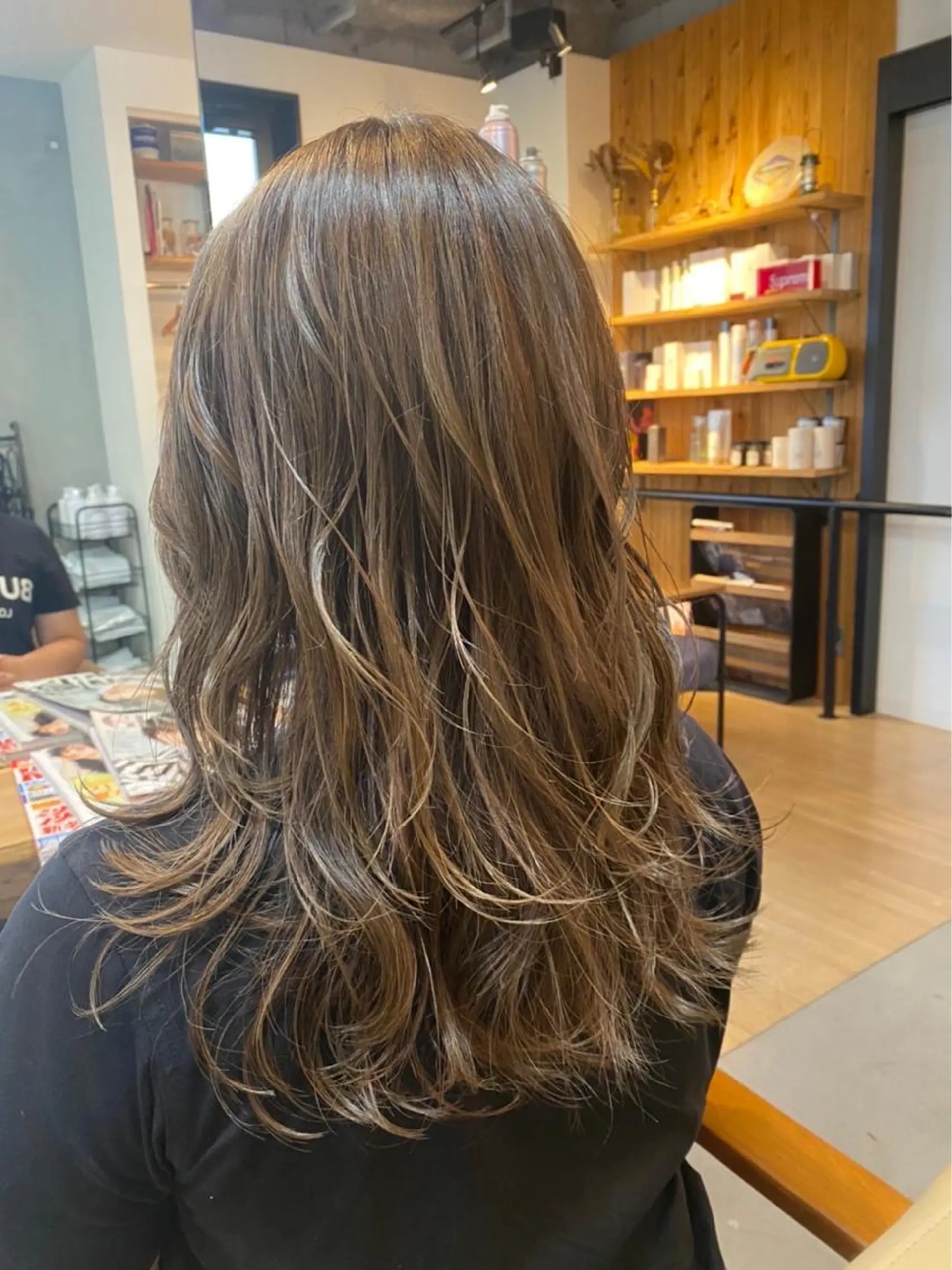 セミロング ハイライト カット ヘアカラー 阪神西宮★JUNO 川﨑温子のヘアスタイル