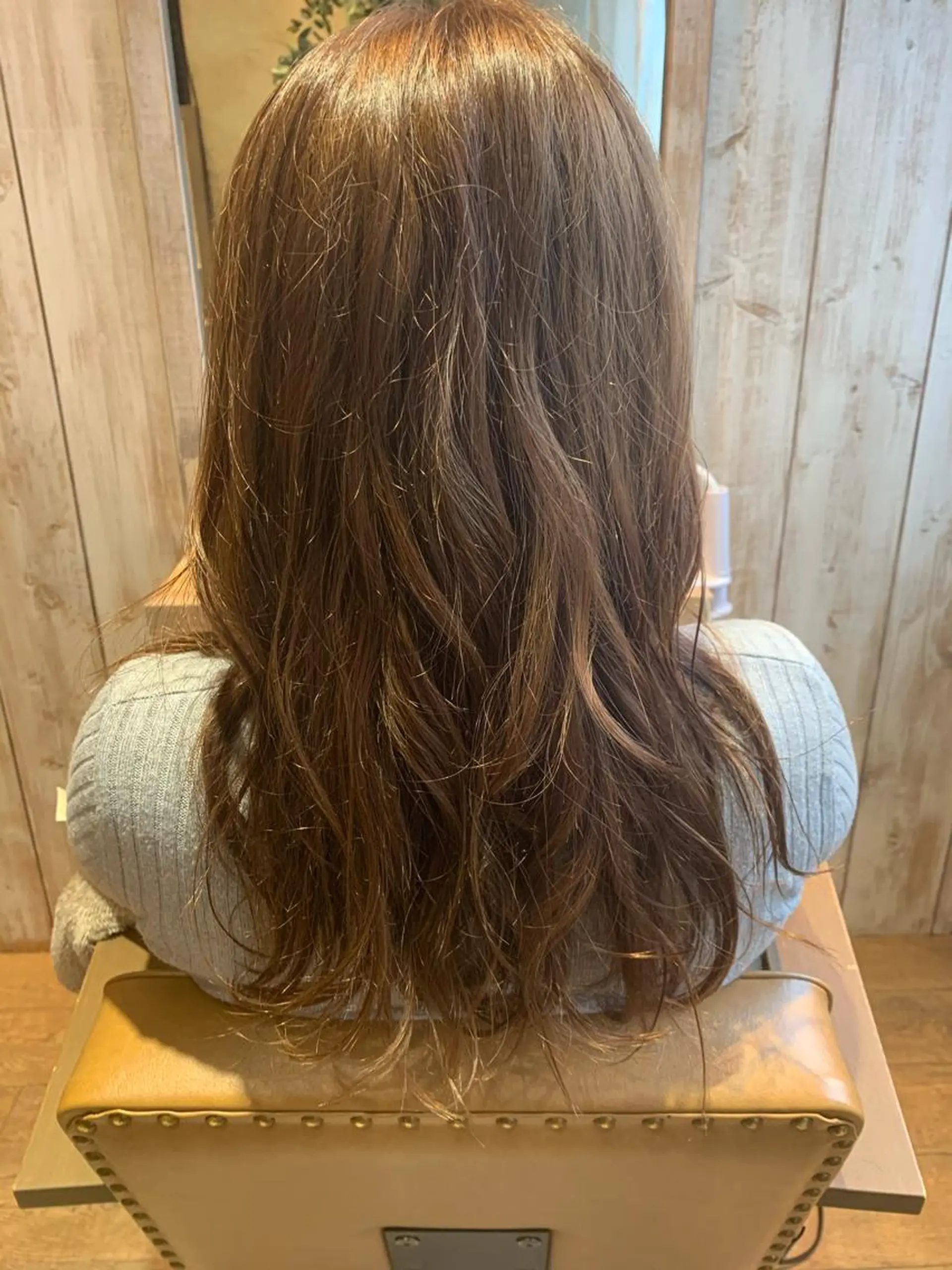 ロング CHIC 岩下真衣のヘアスタイル