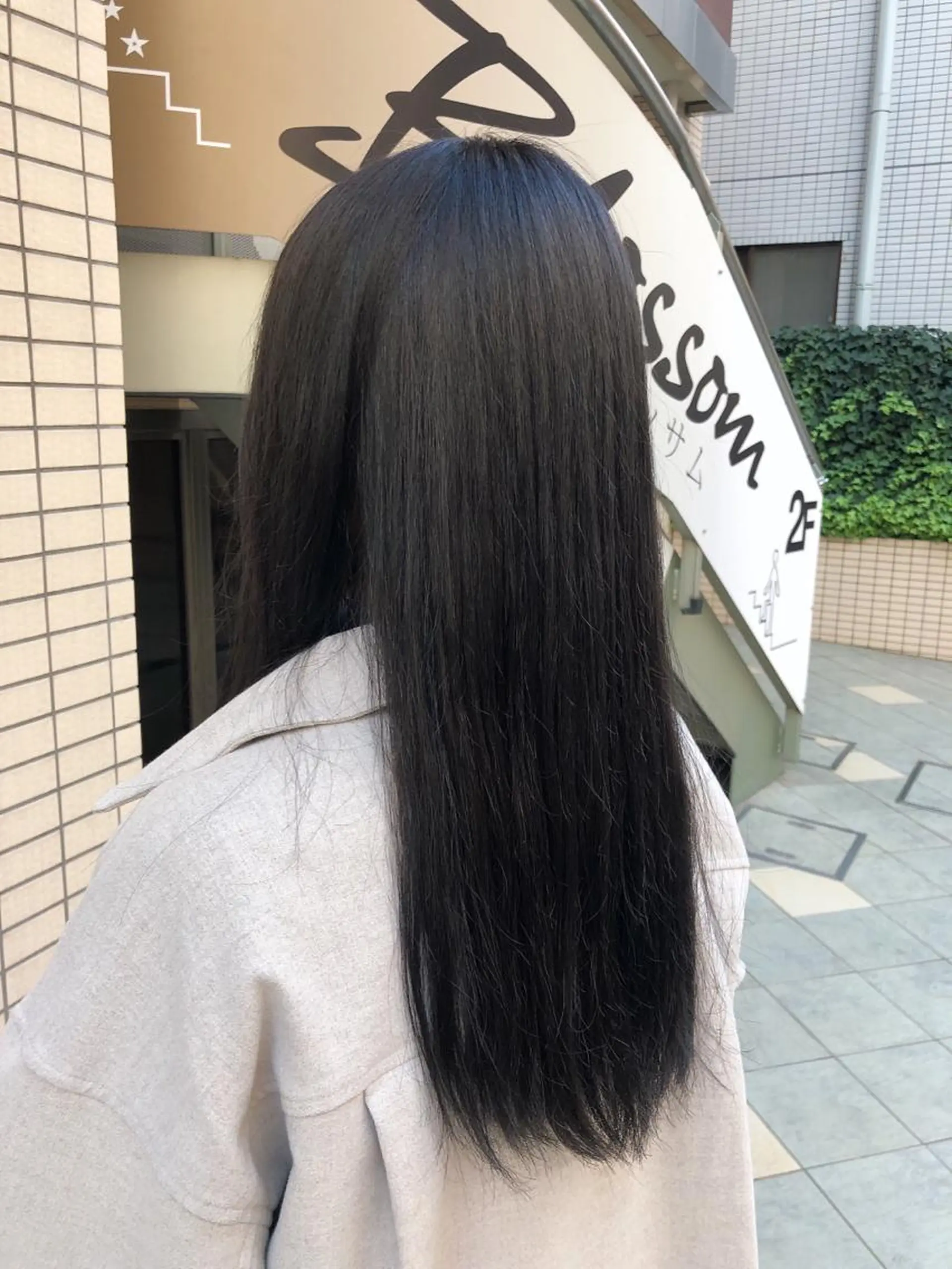 ロング ヘアカラー 阿部 美咲のヘアスタイル