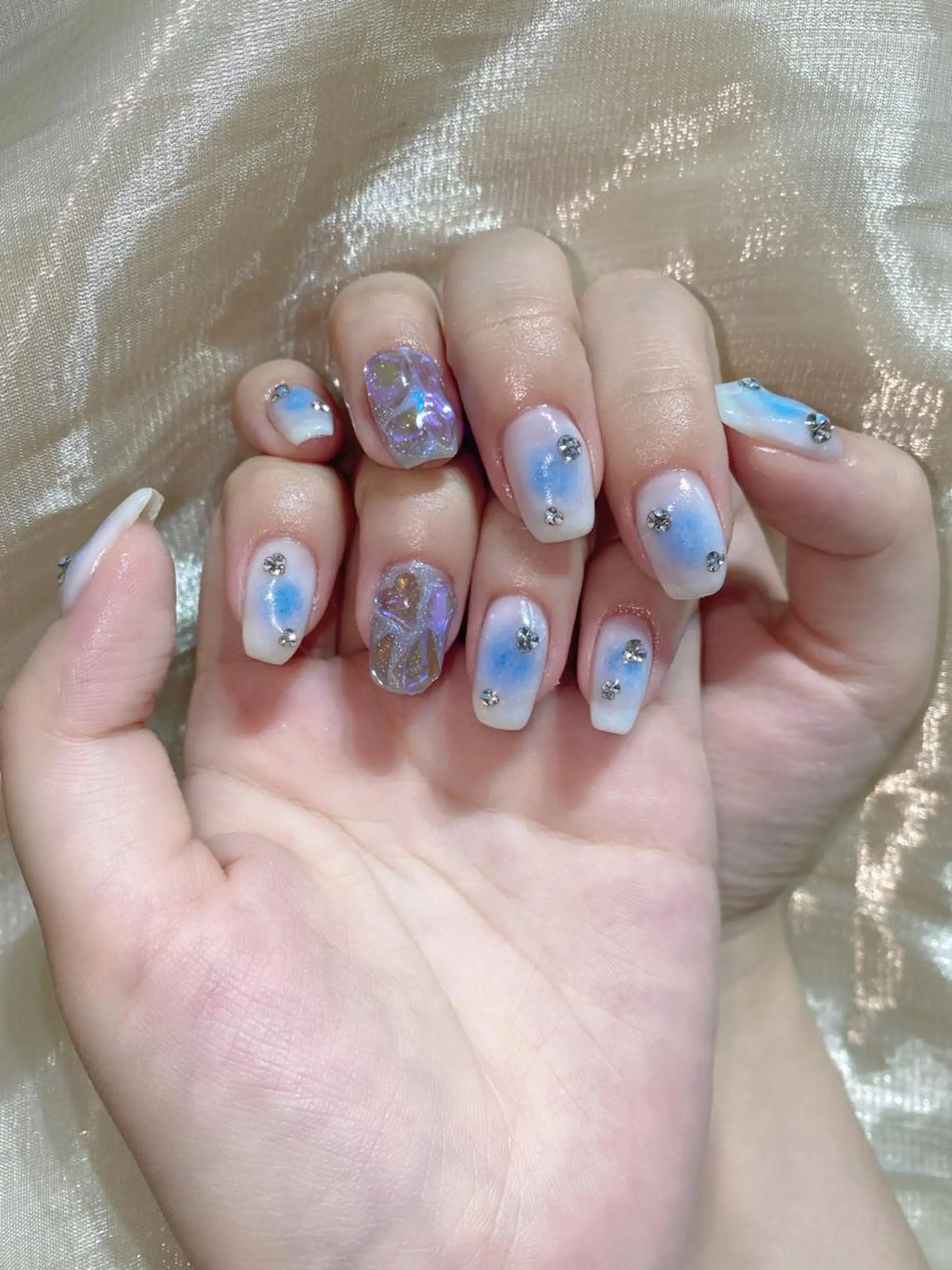 ネイル ハンドネイル Queens ciciのネイルデザイン