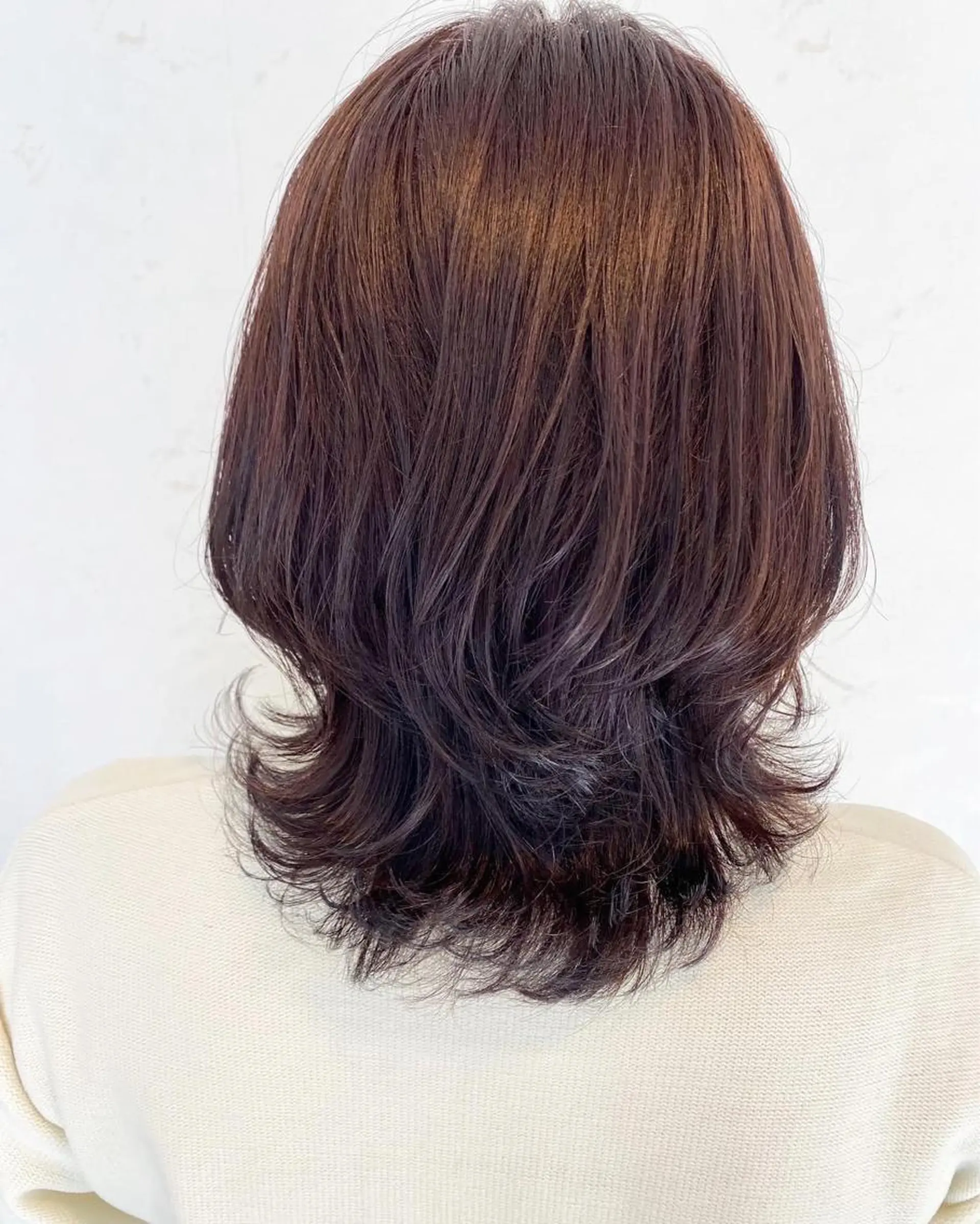 ミディアム カラー 伊藤 さやかのヘアスタイル