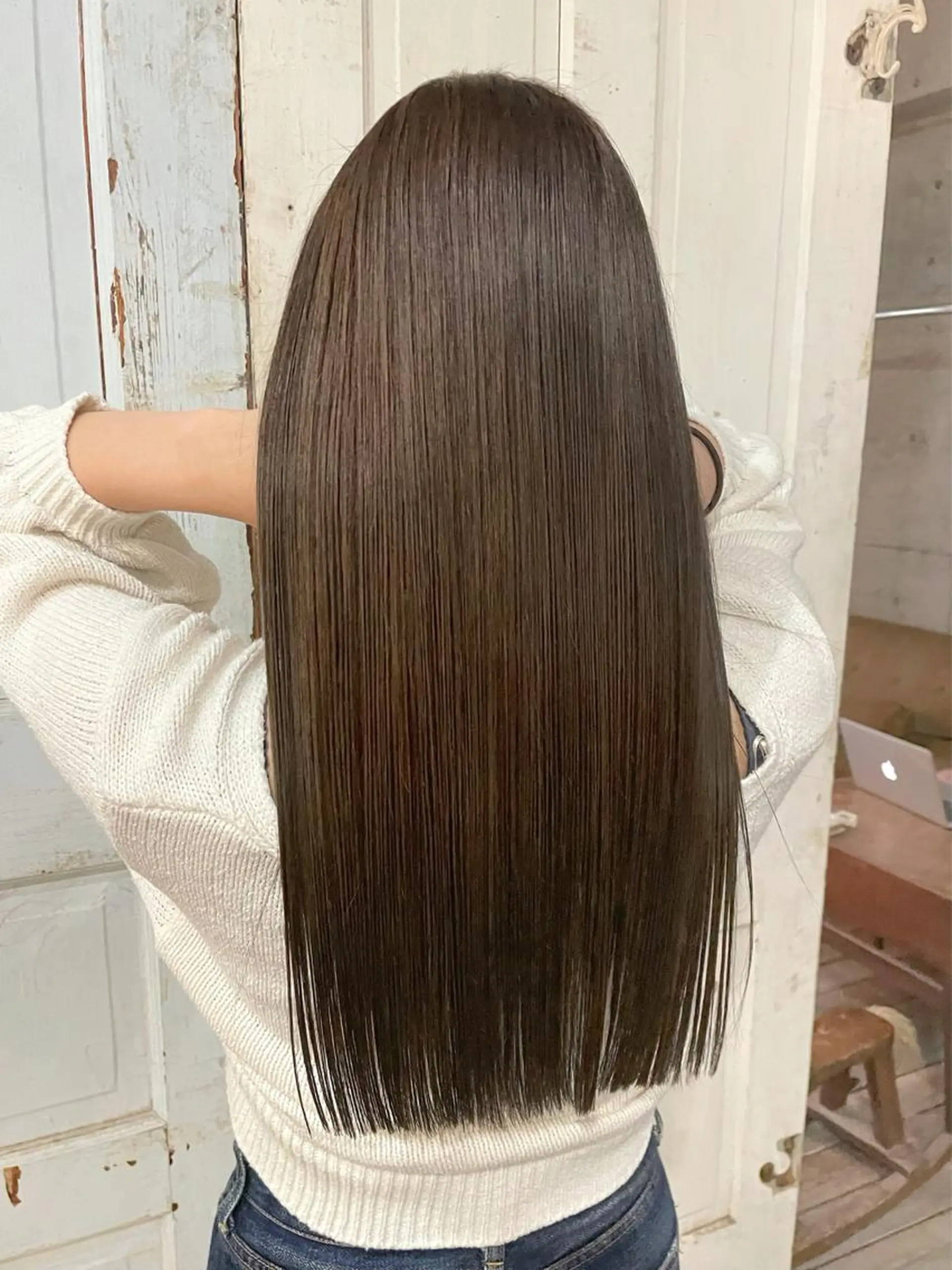 セミロング カラー ヘアアレンジ トリートメント 南堀江 möwen ( メーヴェ )所属・mowen RUIのヘアスタイル