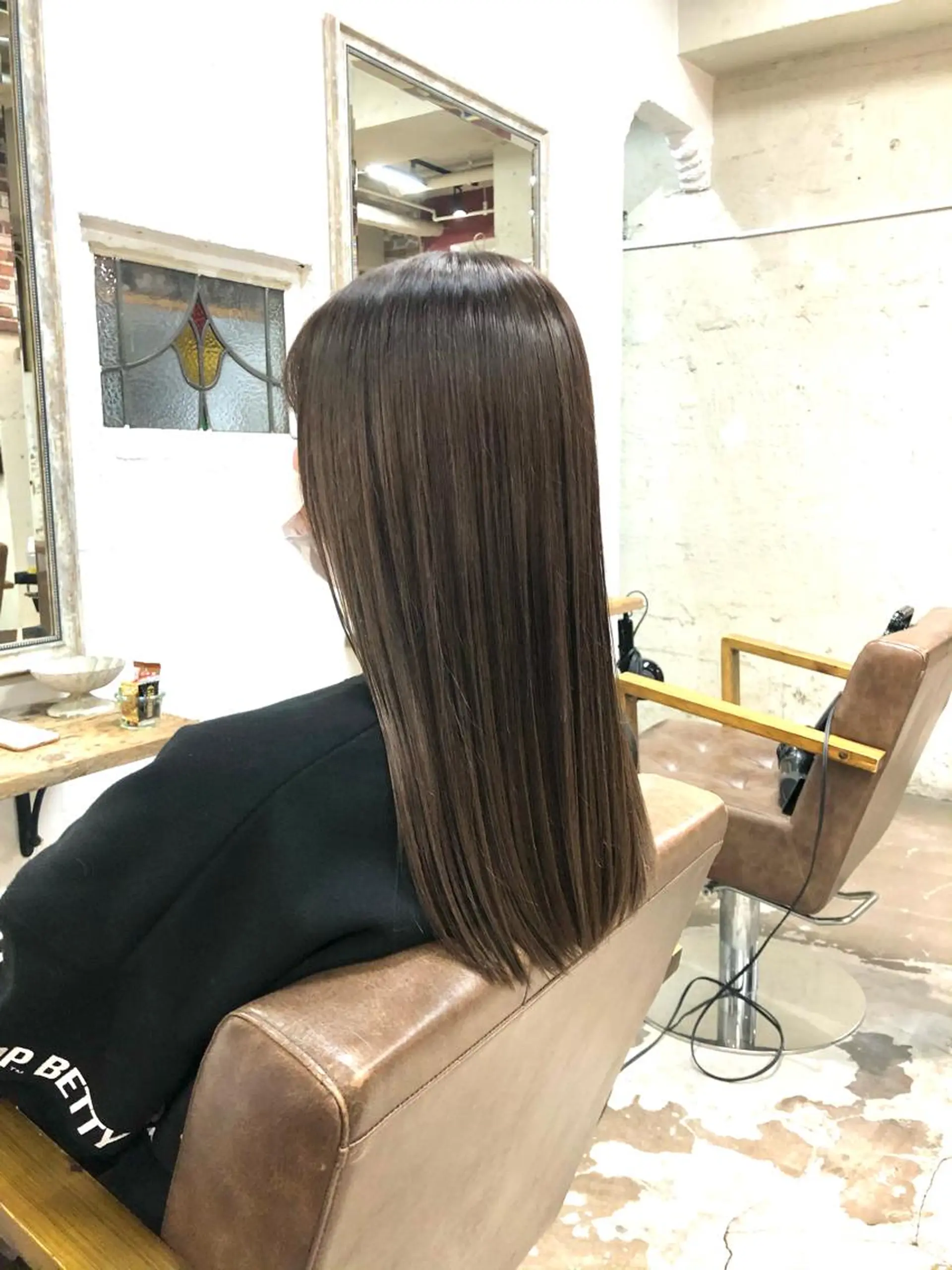 ロング カラー ベージュカラー イルミナカラー シアーベージュ ロング 桐原 竜也のヘアスタイル