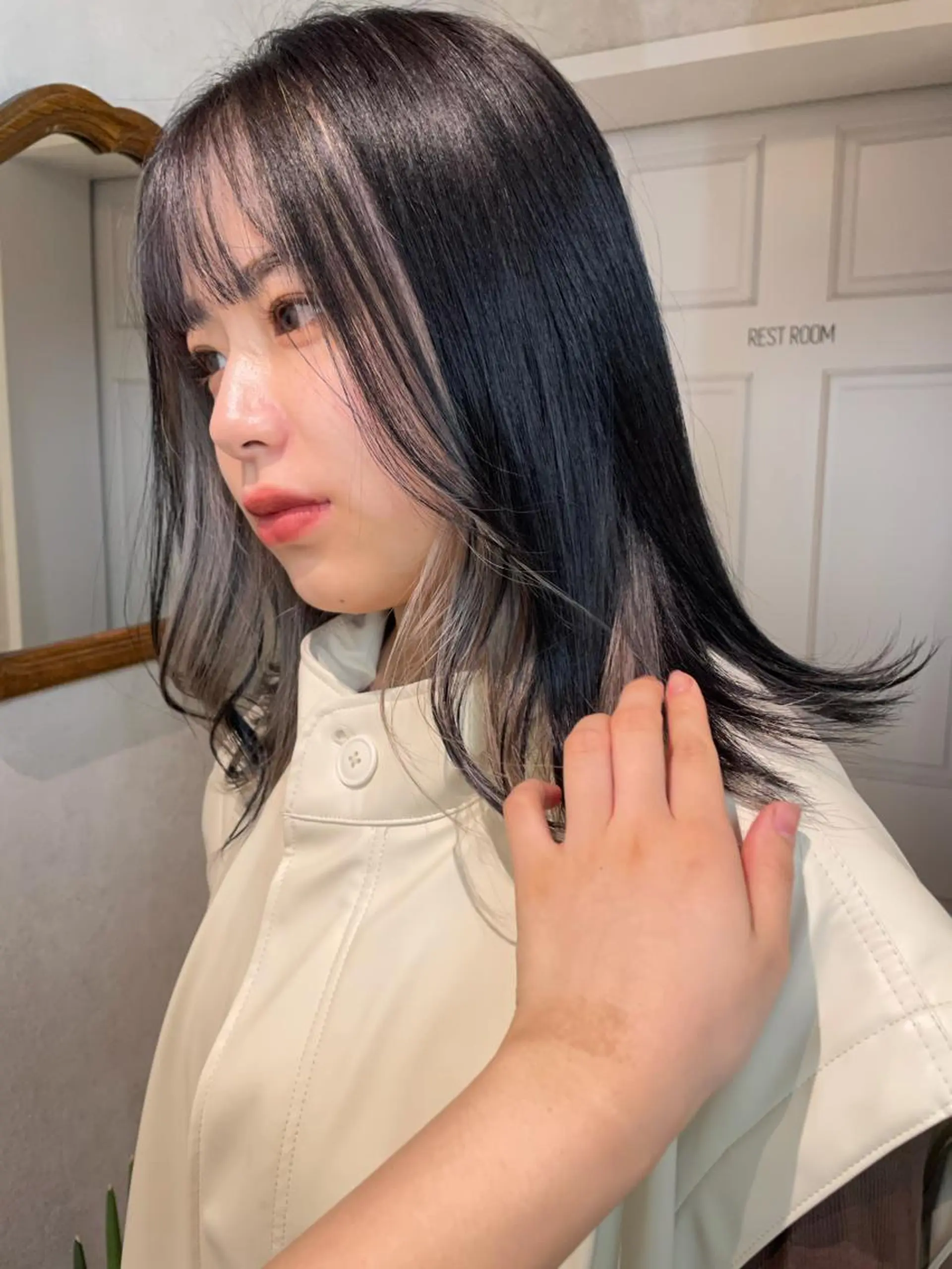 ミディアム カラー ミストバング ブリーチ ケアブリーチ  フェイスフレーミング ヘアカラー ナチュラル透明感🌱 小山美樹子のヘアスタイル