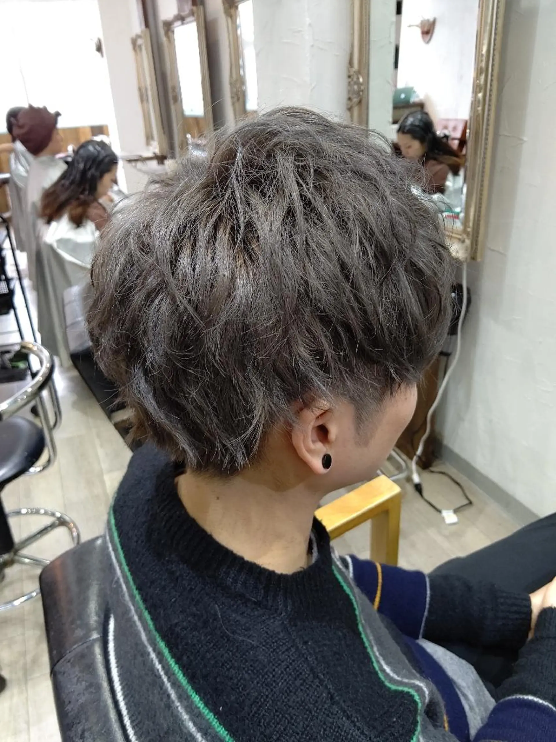 ショート カラー ヘアカラー bathair  所属・bathair 持田侑祐のヘアスタイル