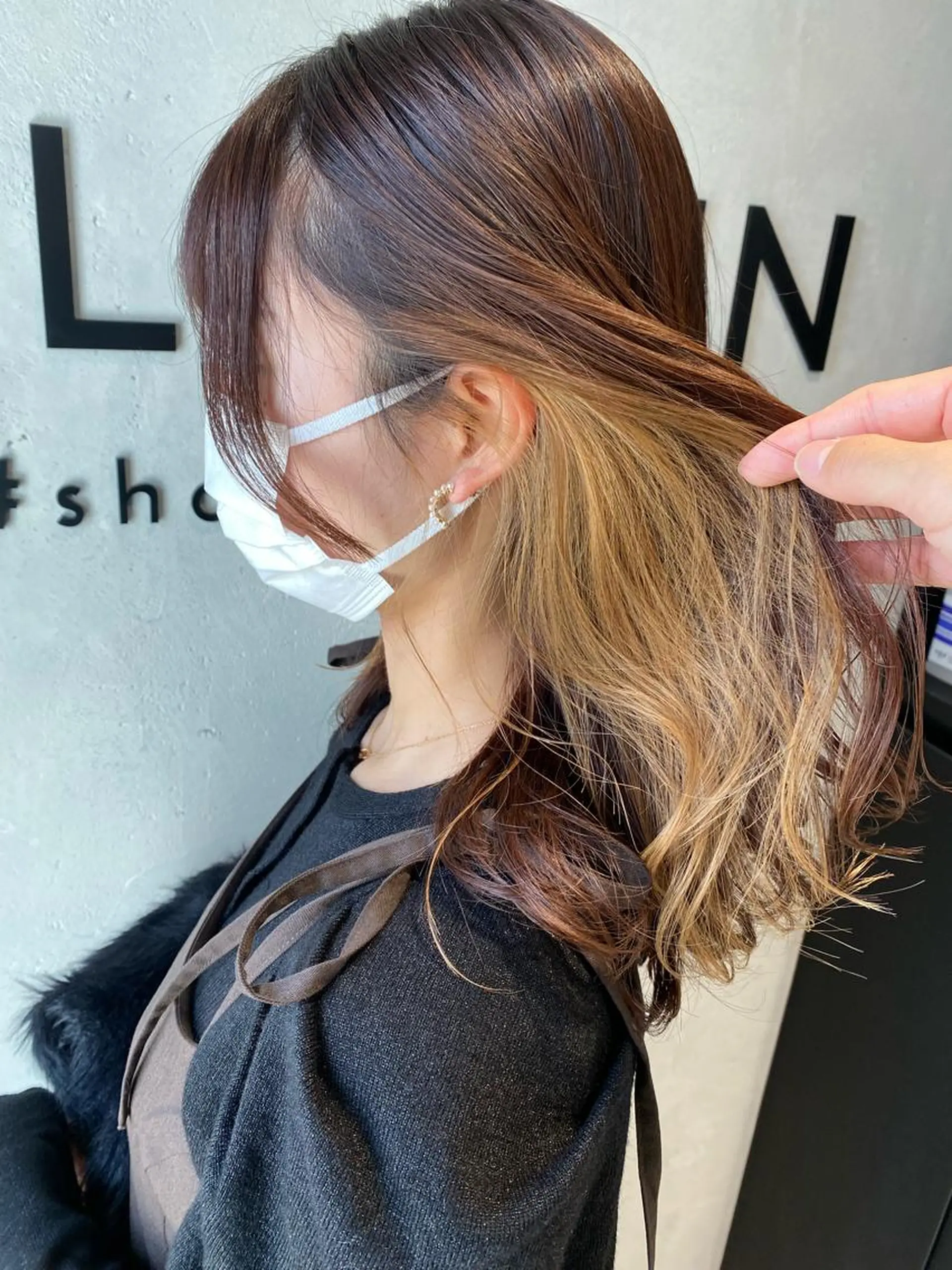 ロング カラー ヘアアレンジ ブリーチ イヤリングカラー 当日予約⭕️ JUNYAのヘアスタイル