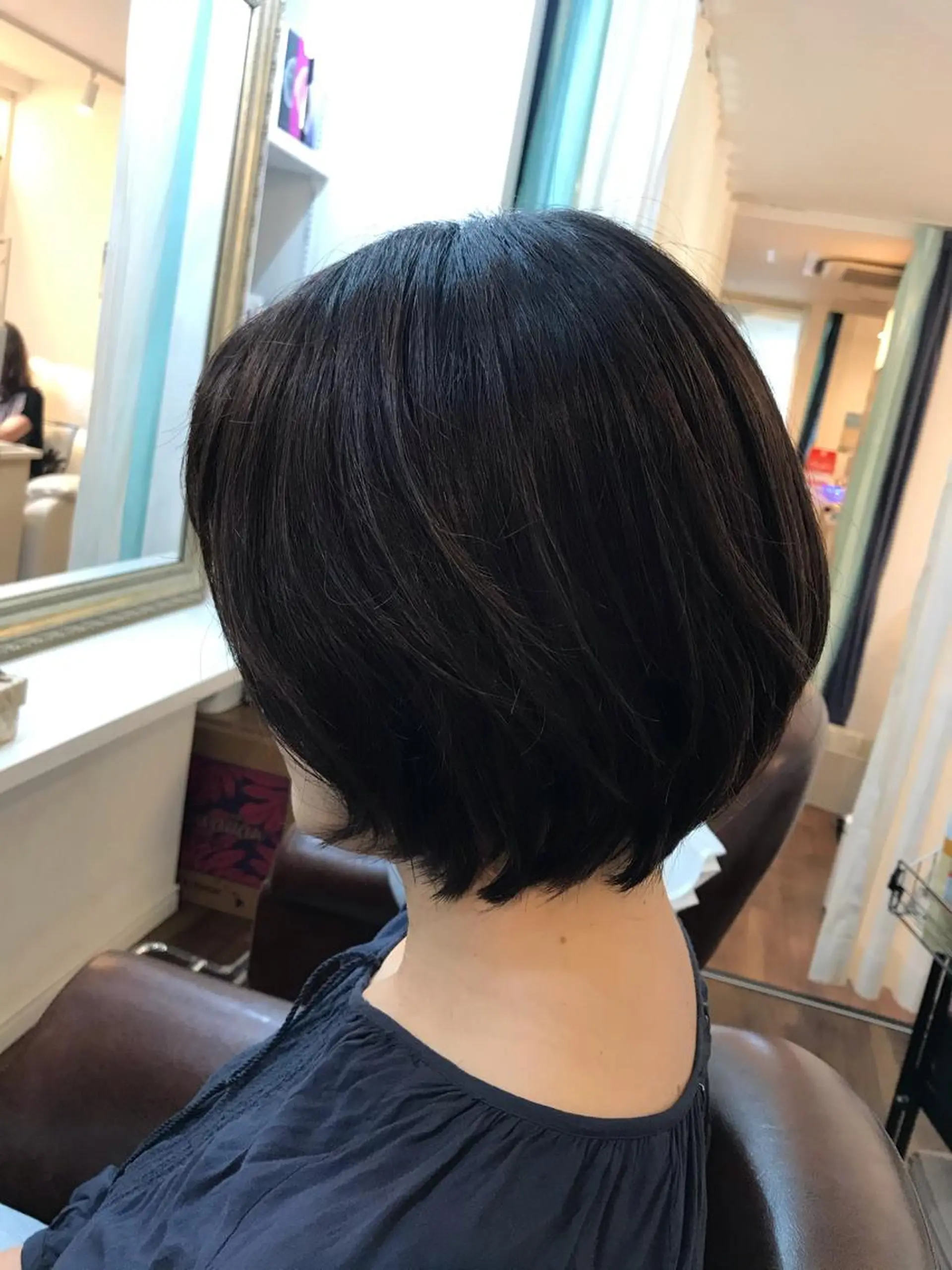 ショート 🌈elua yukaのヘアスタイル