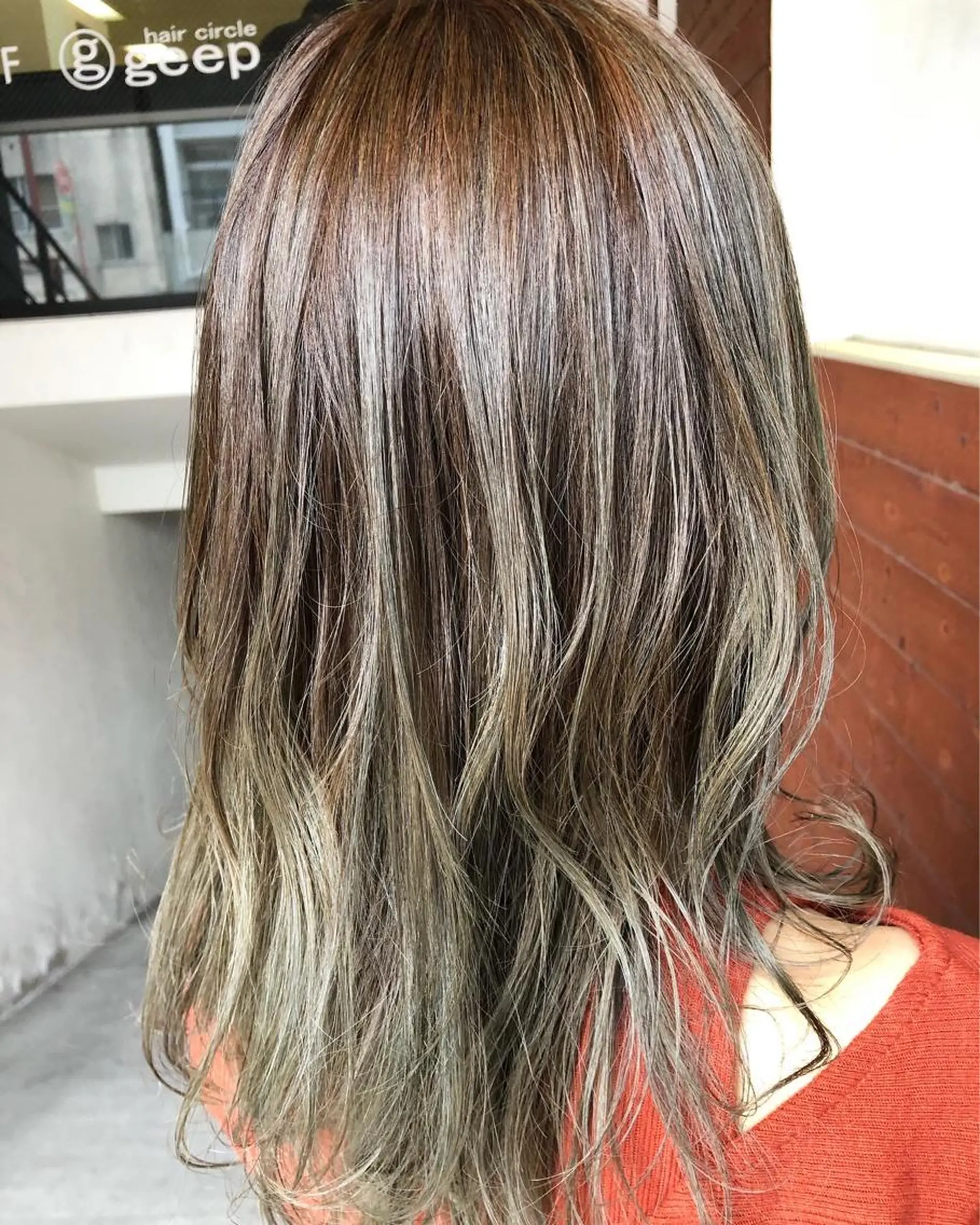 セミロング ヘアカラー トリートメント 松本 剛成のヘアスタイル