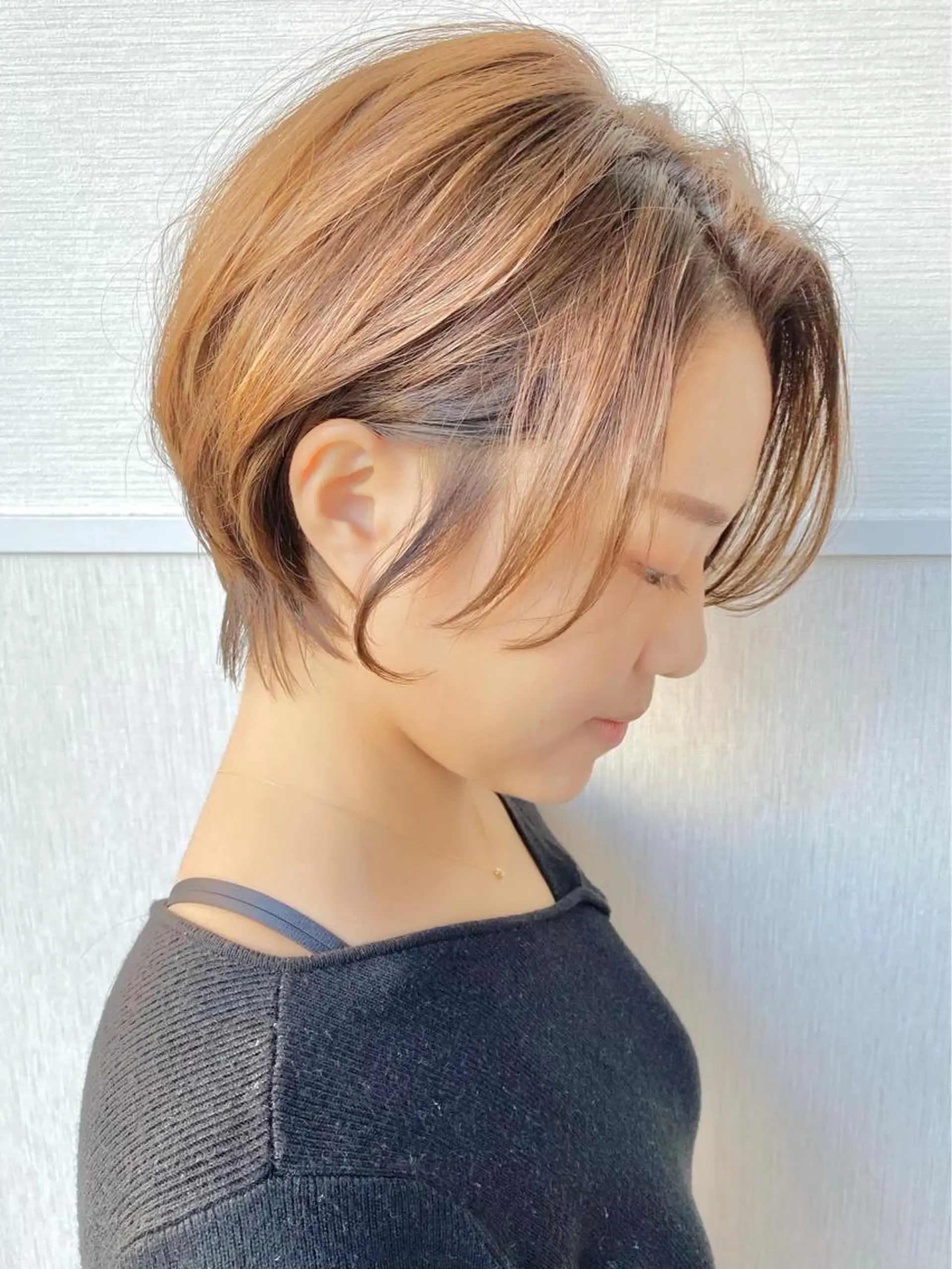 ショート 三鷹で1番ショート ボブをカットする新谷のヘアスタイル