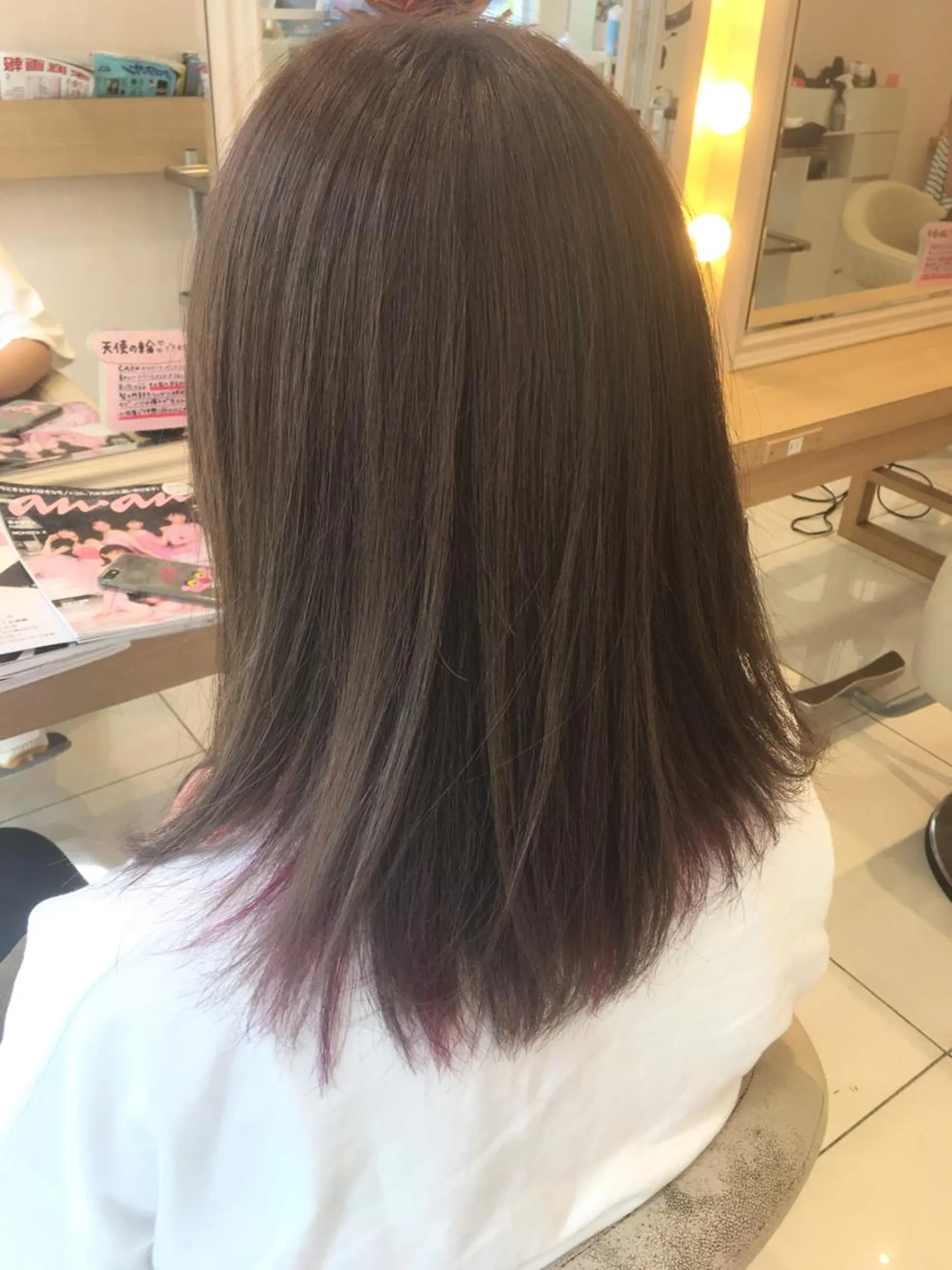 ミディアム カラー ブリーチ インナーカラー パープルカラー 小田原NO1 美容師 飯田飛翔のヘアスタイル